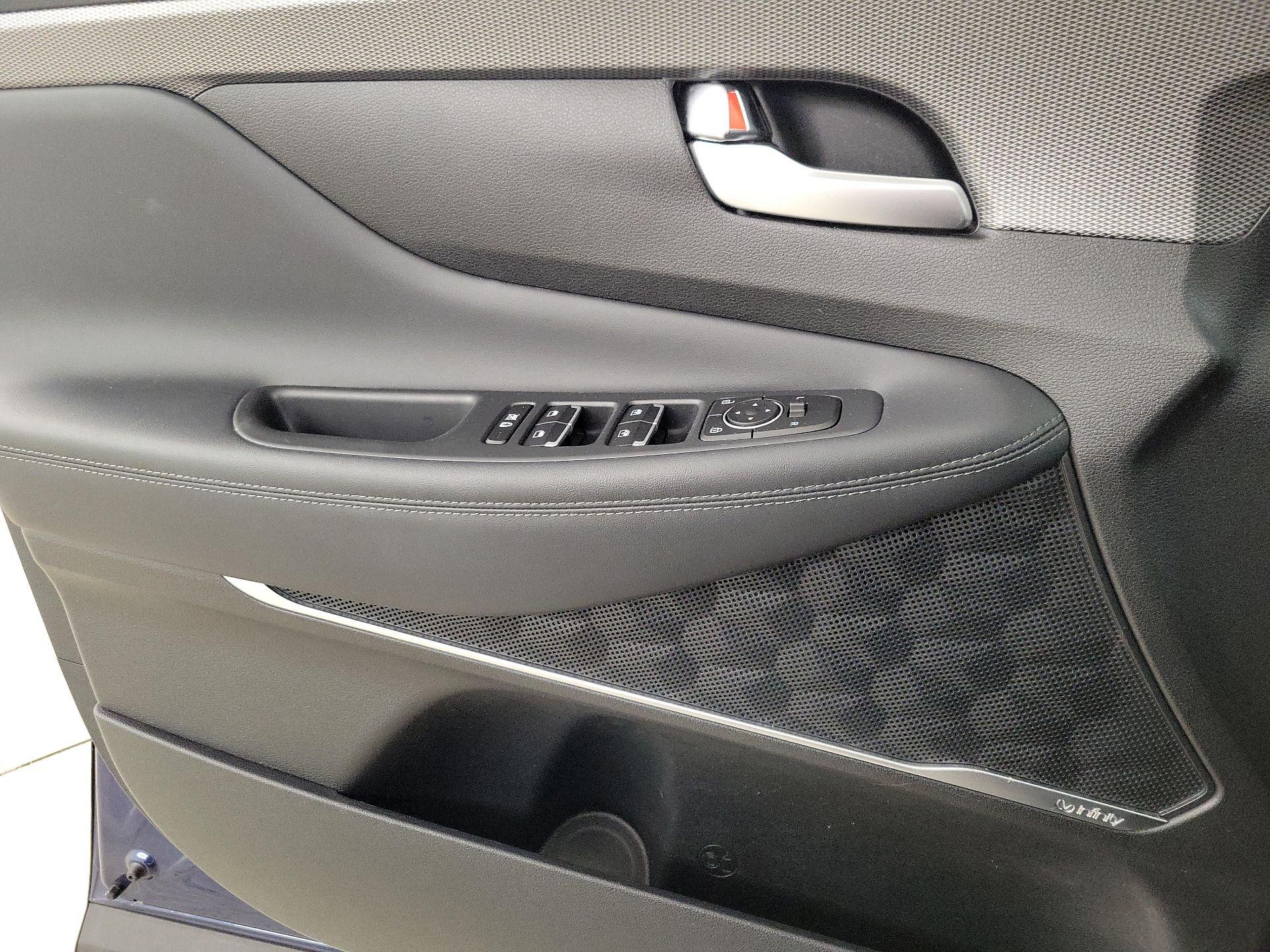 Thumbnail: 2020 Hyundai Santa Fe - 12