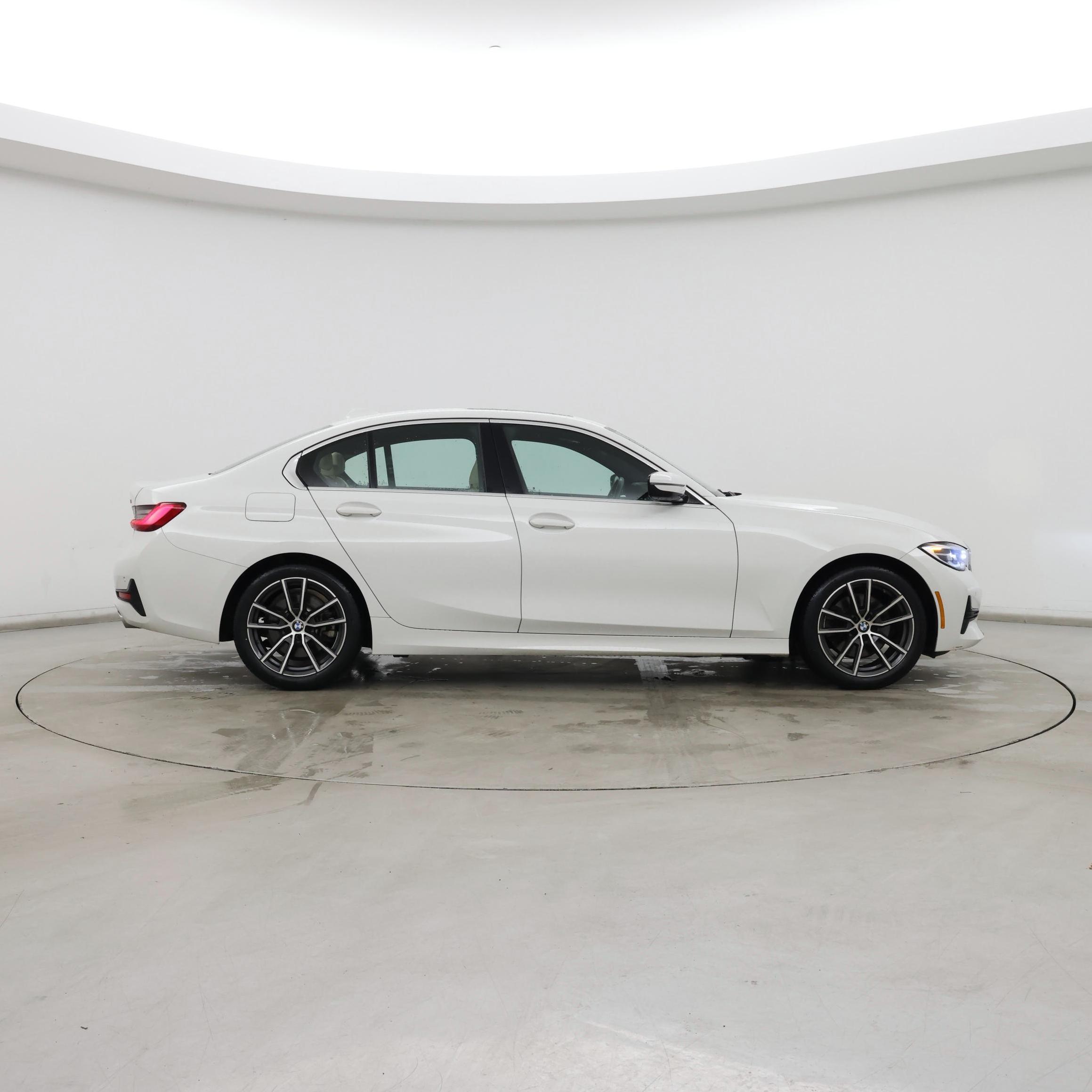 Thumbnail: 2021 BMW 3 Series - 7