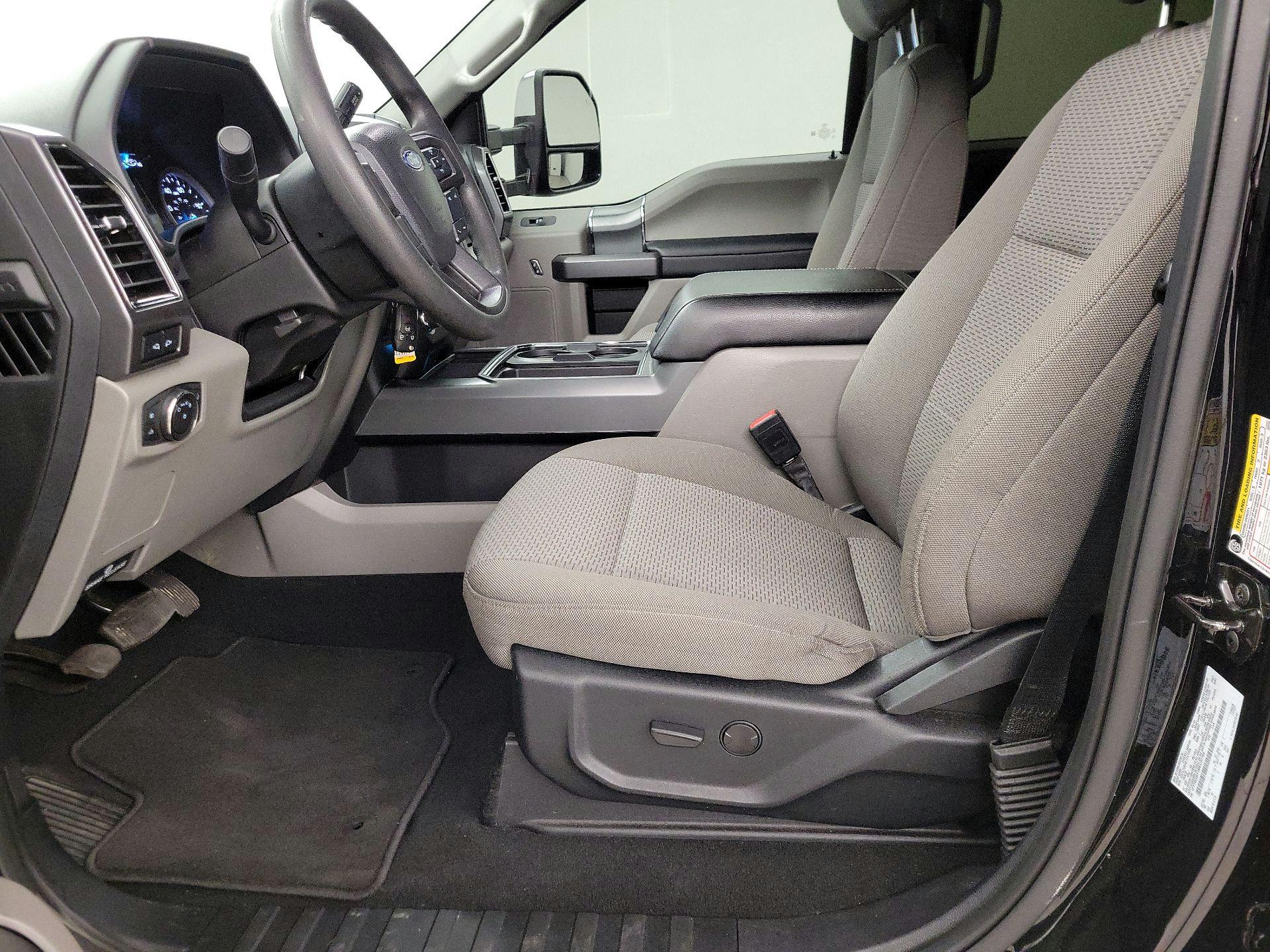 Thumbnail: 2021 Ford F-250 - 11