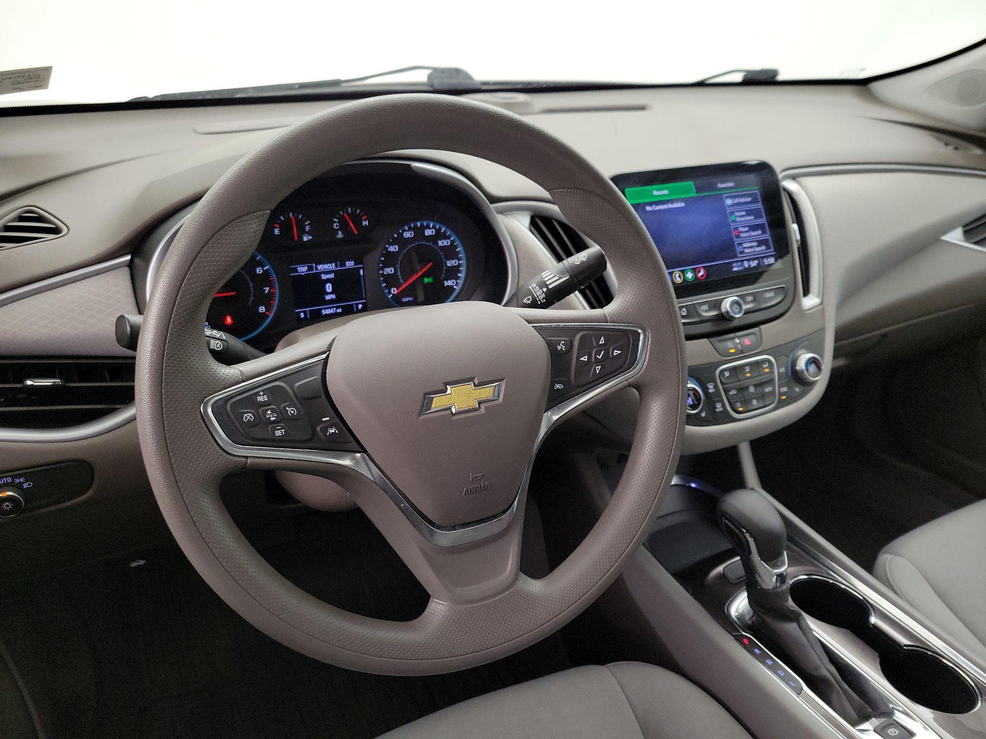 Thumbnail: 2023 Chevrolet Malibu - 9