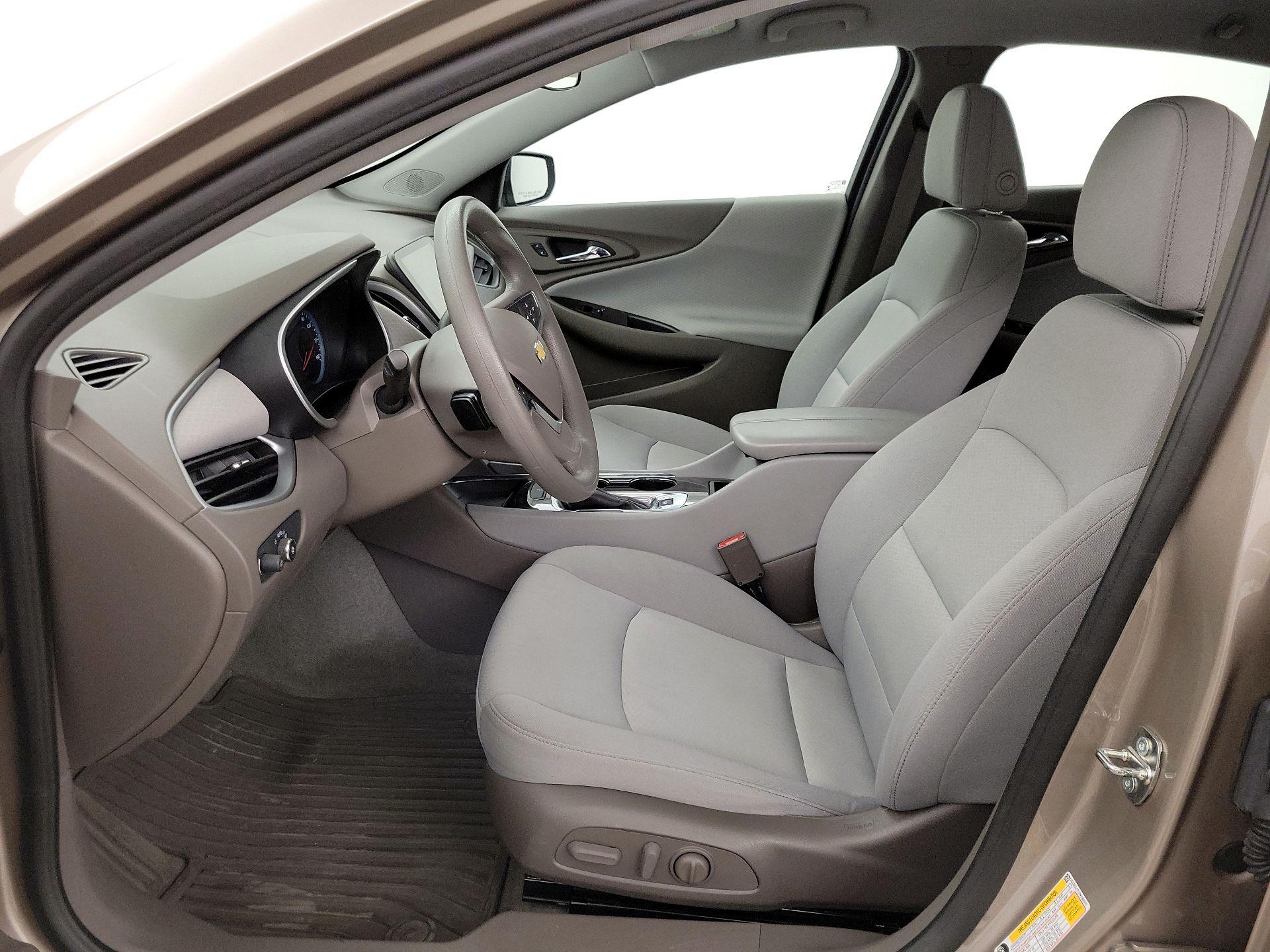 Thumbnail: 2023 Chevrolet Malibu - 11