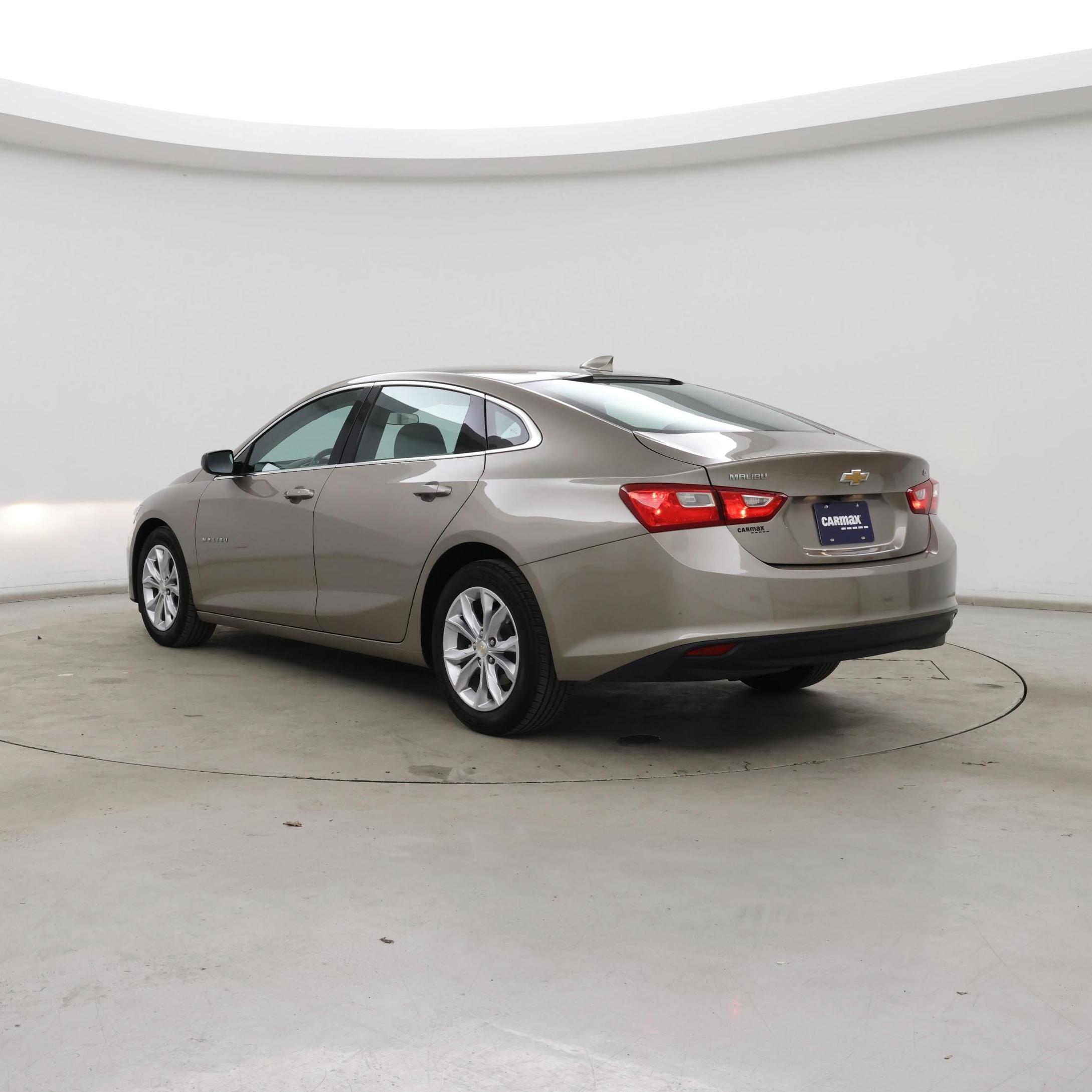 Thumbnail: 2023 Chevrolet Malibu - 2