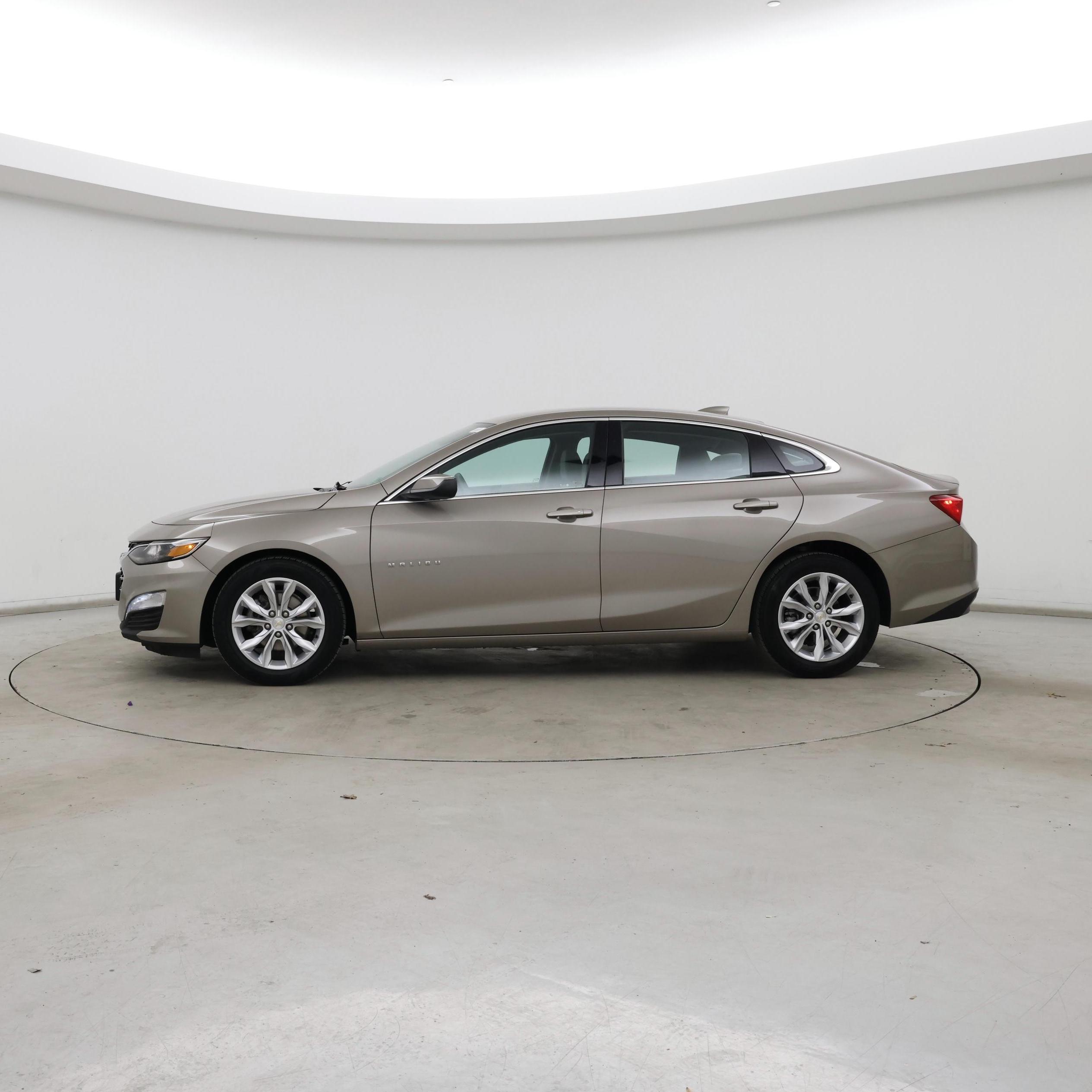 Thumbnail: 2023 Chevrolet Malibu - 3