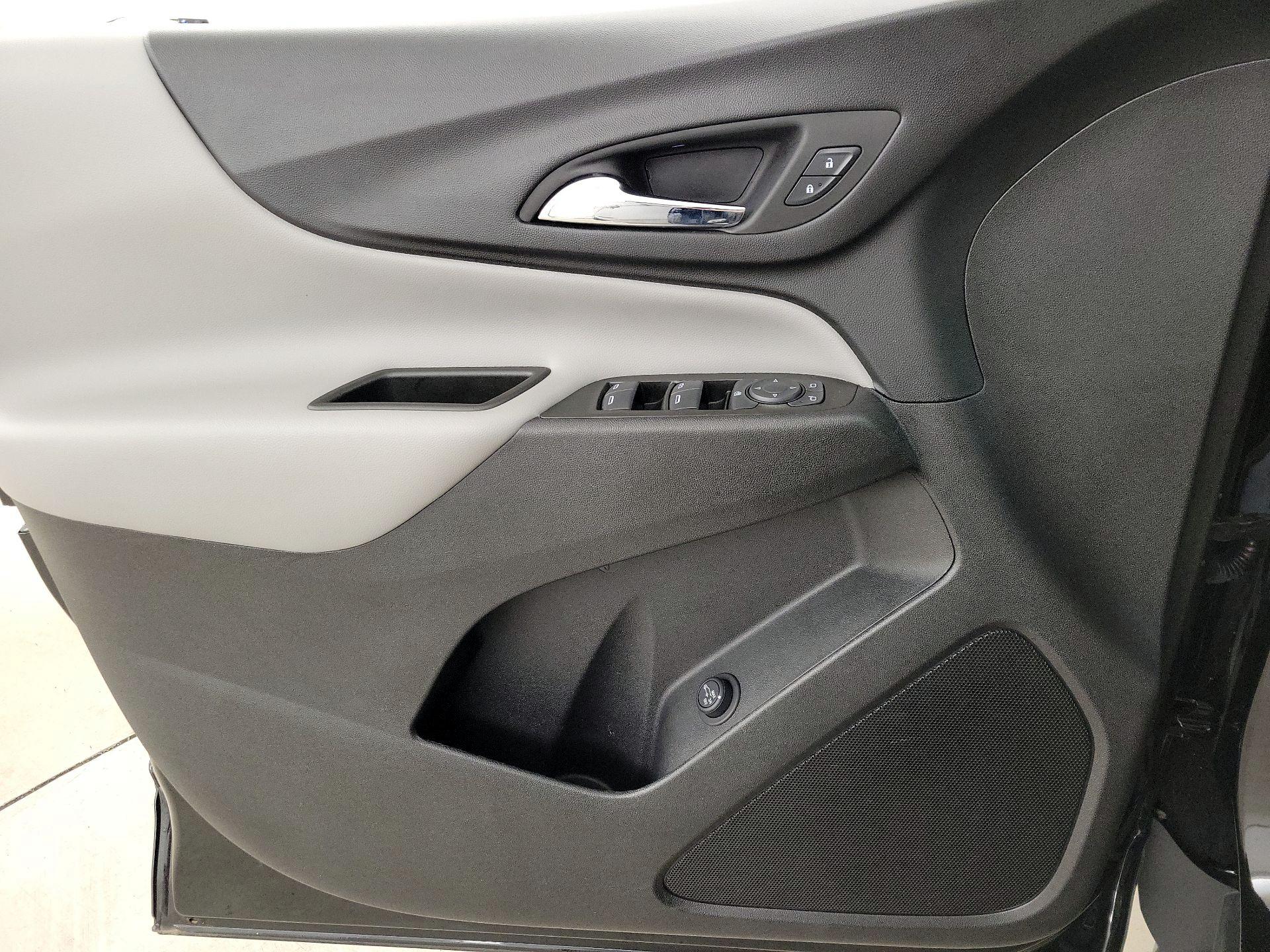 Thumbnail: 2022 Chevrolet Equinox - 12