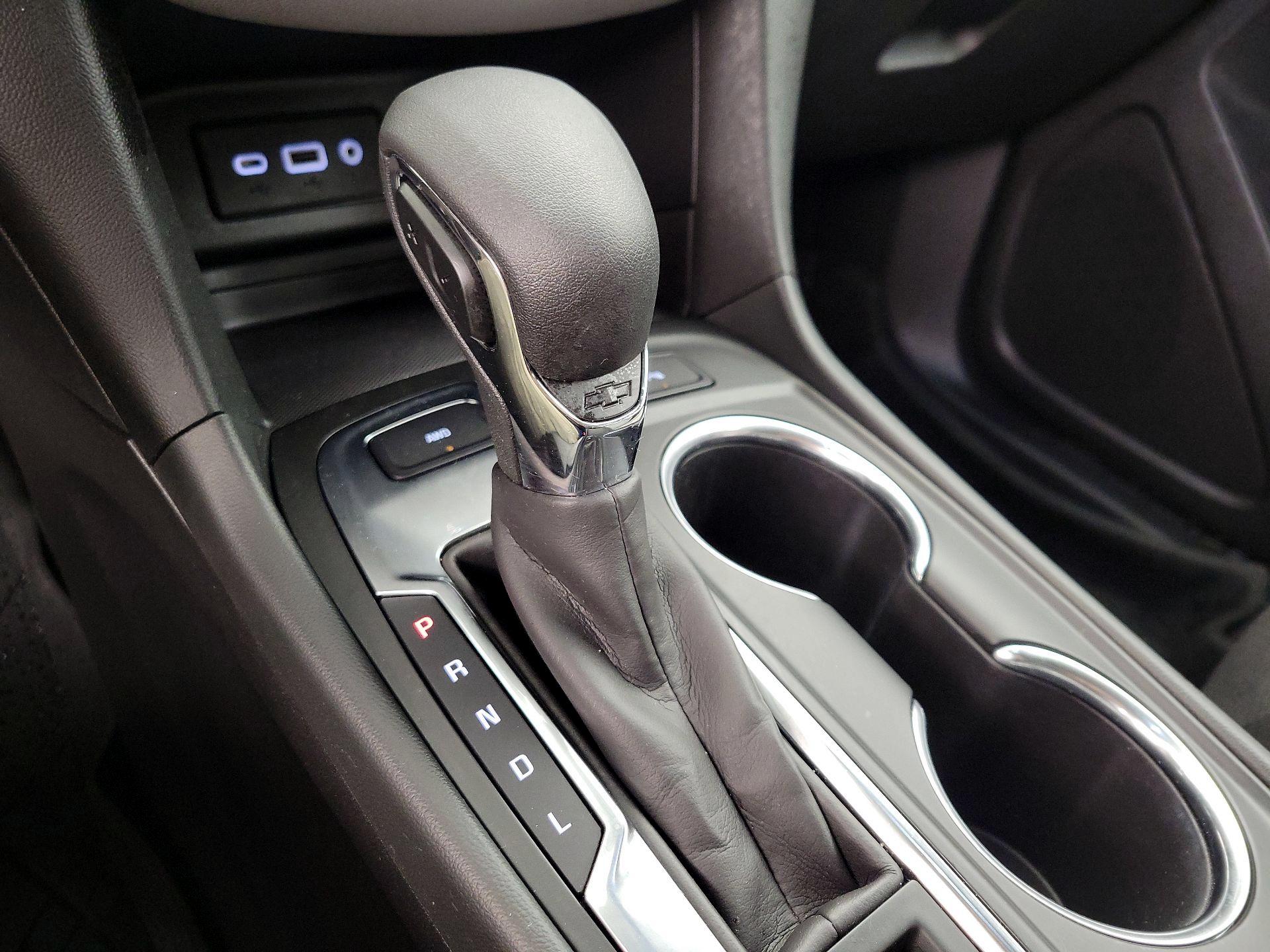 Thumbnail: 2022 Chevrolet Equinox - 17