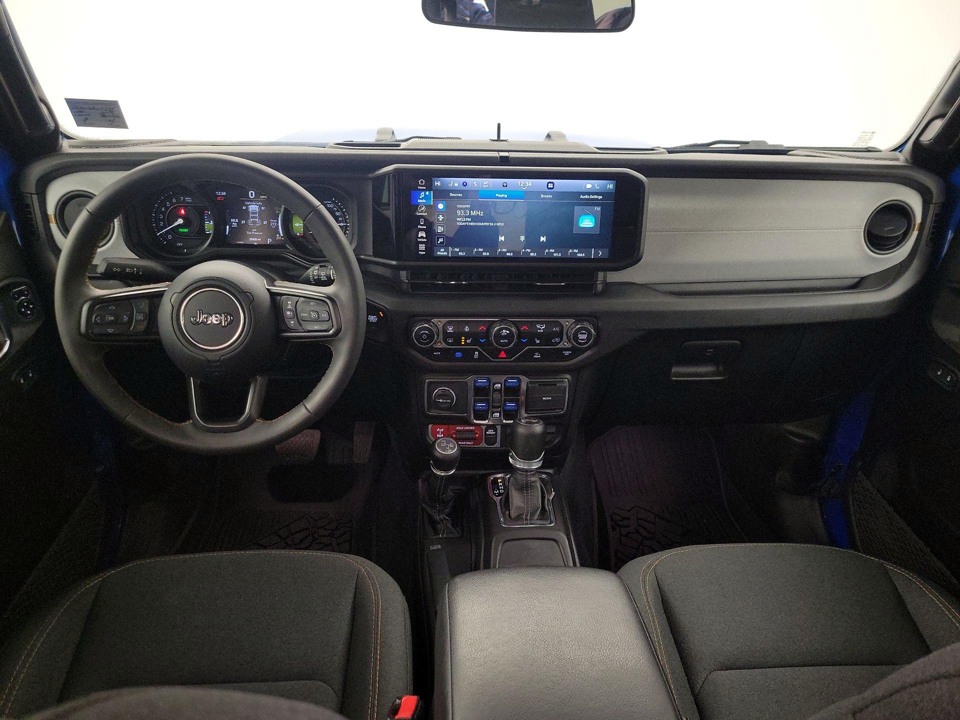 Thumbnail: 2024 Jeep Wrangler - 9