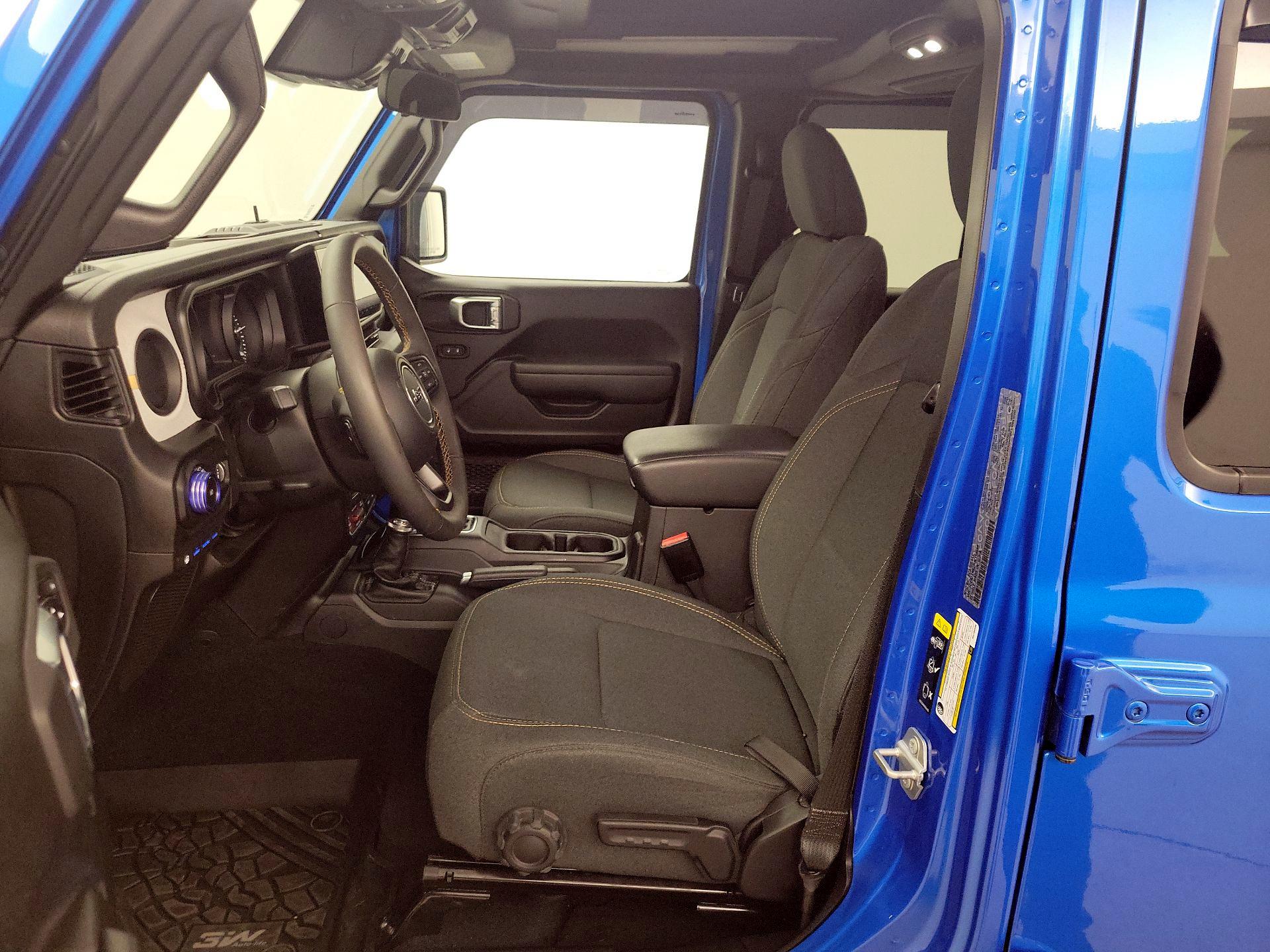 Thumbnail: 2024 Jeep Wrangler - 11