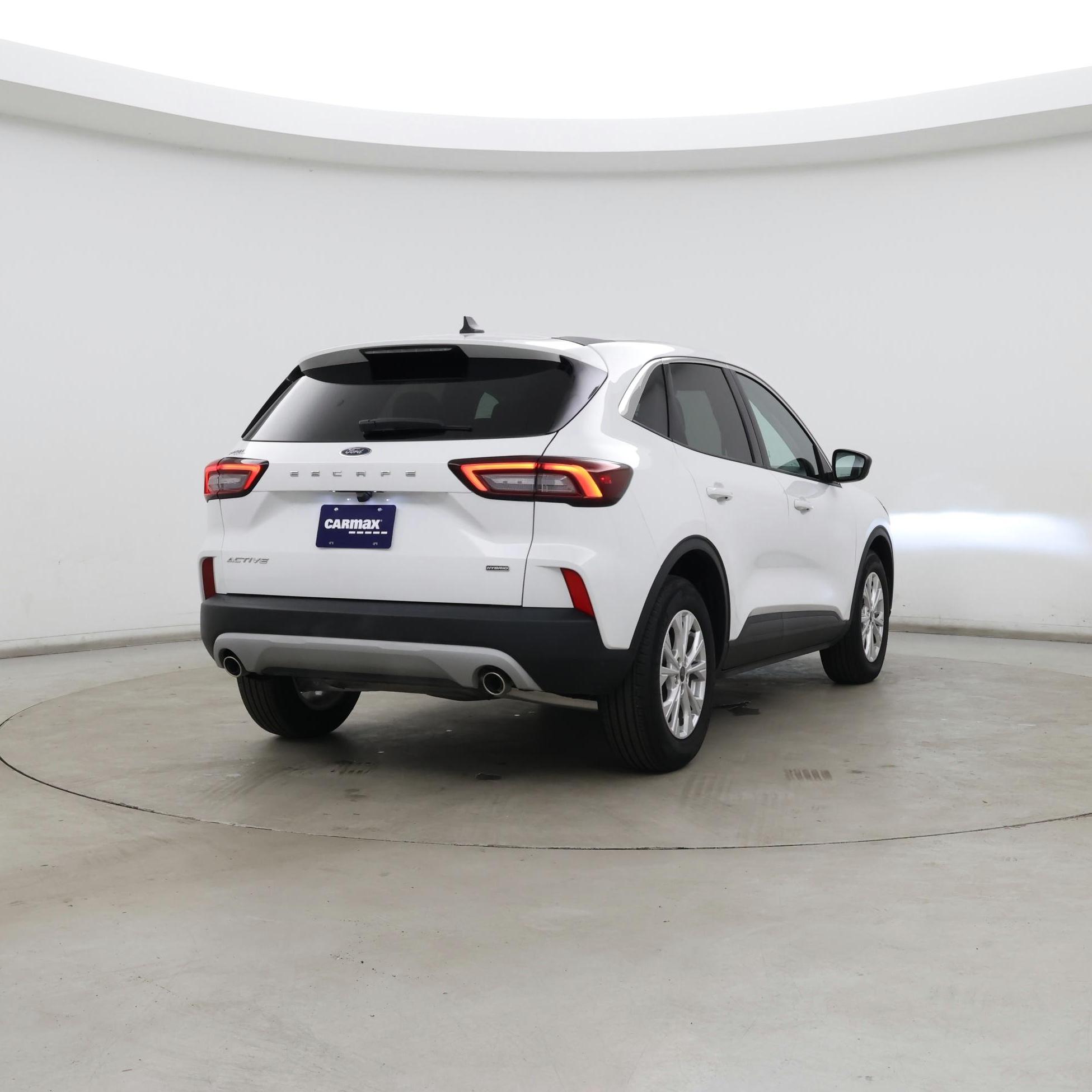 Thumbnail: 2023 Ford Escape - 8