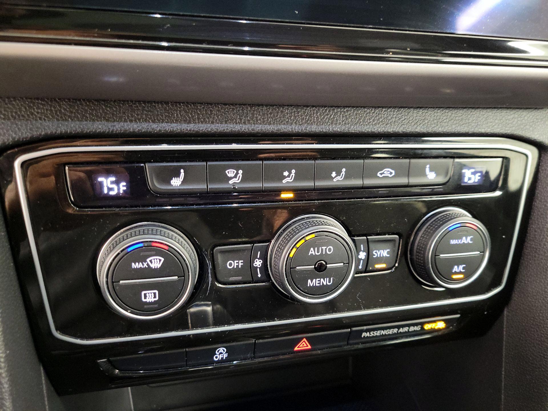 Thumbnail: 2020 Volkswagen Atlas - 17