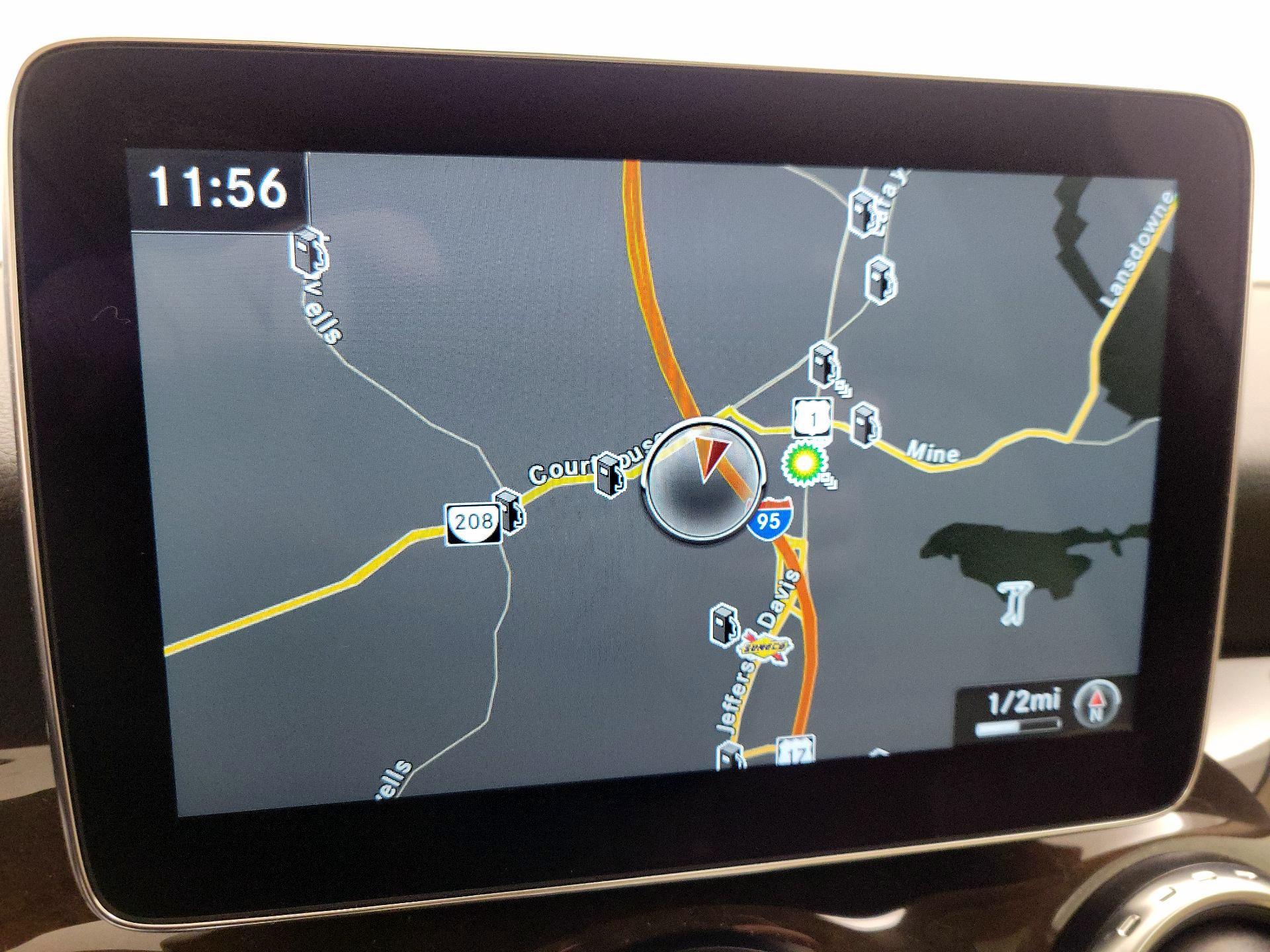 Thumbnail: 2016 Mercedes-Benz GLA - 14