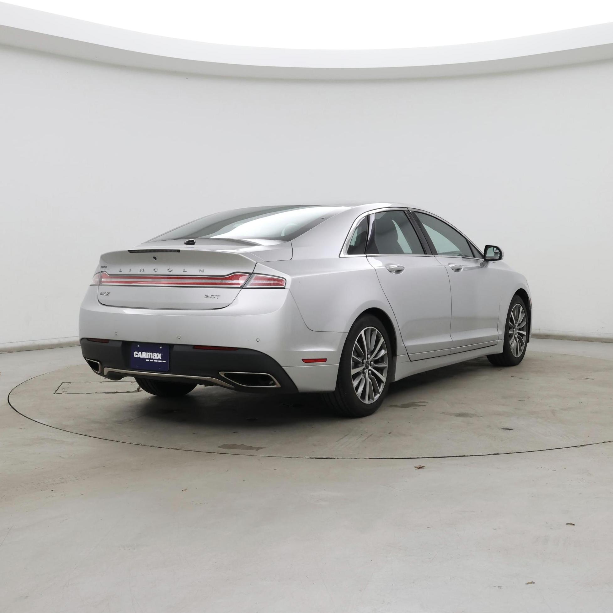 Thumbnail: 2017 Lincoln MKZ - 8