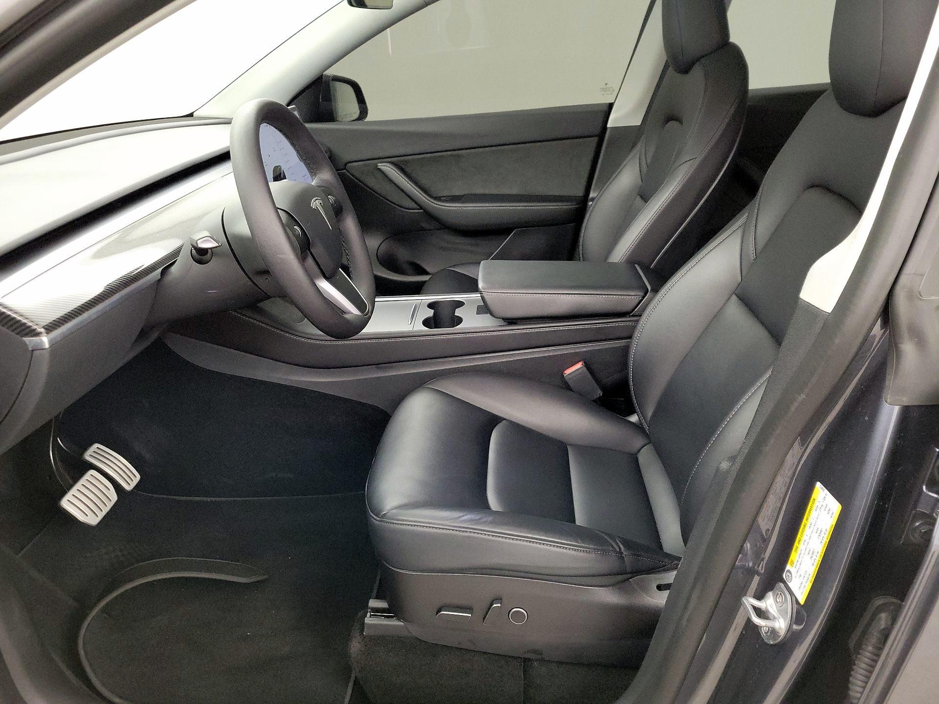 Thumbnail: 2022 Tesla Model Y - 11