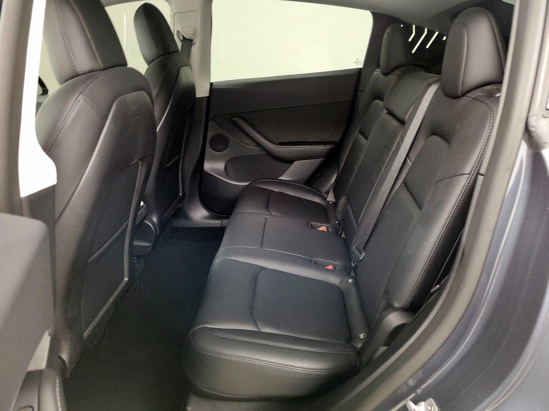 Thumbnail: 2022 Tesla Model Y - 19