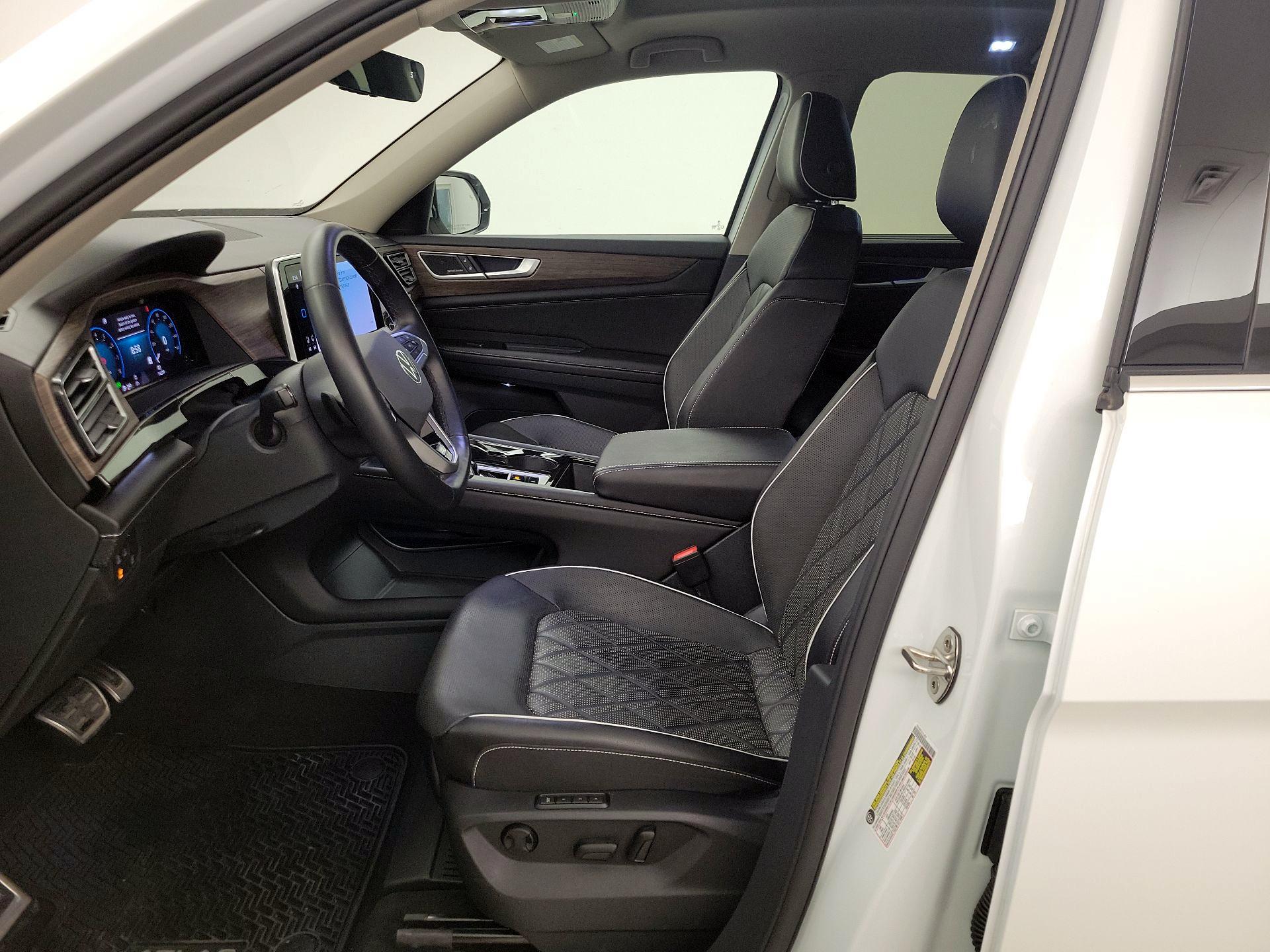 Thumbnail: 2024 Volkswagen Atlas - 11