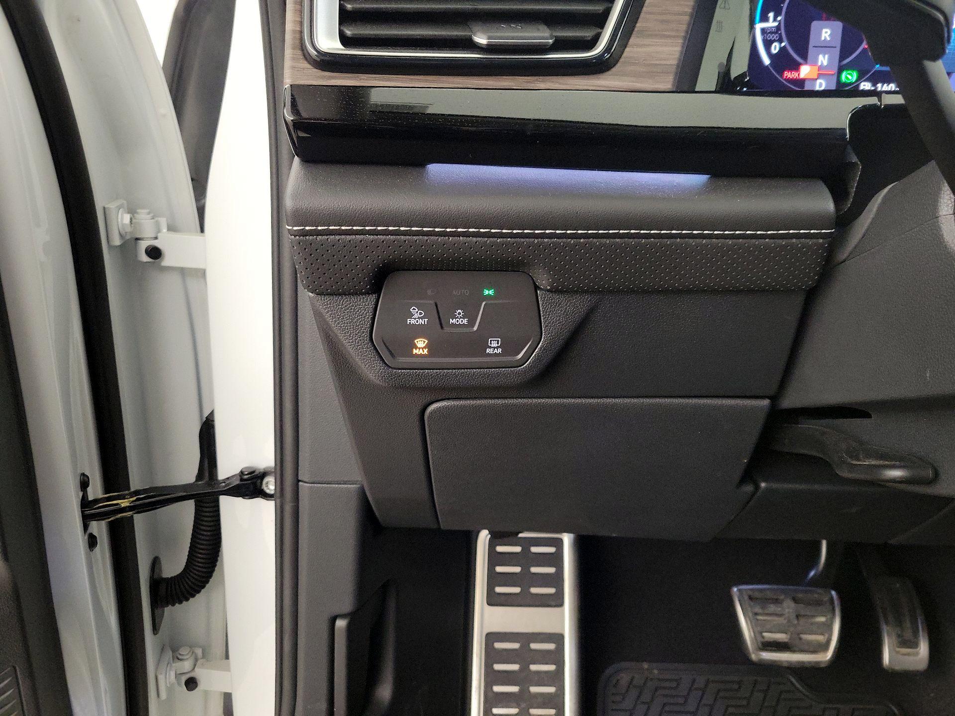 Thumbnail: 2024 Volkswagen Atlas - 13