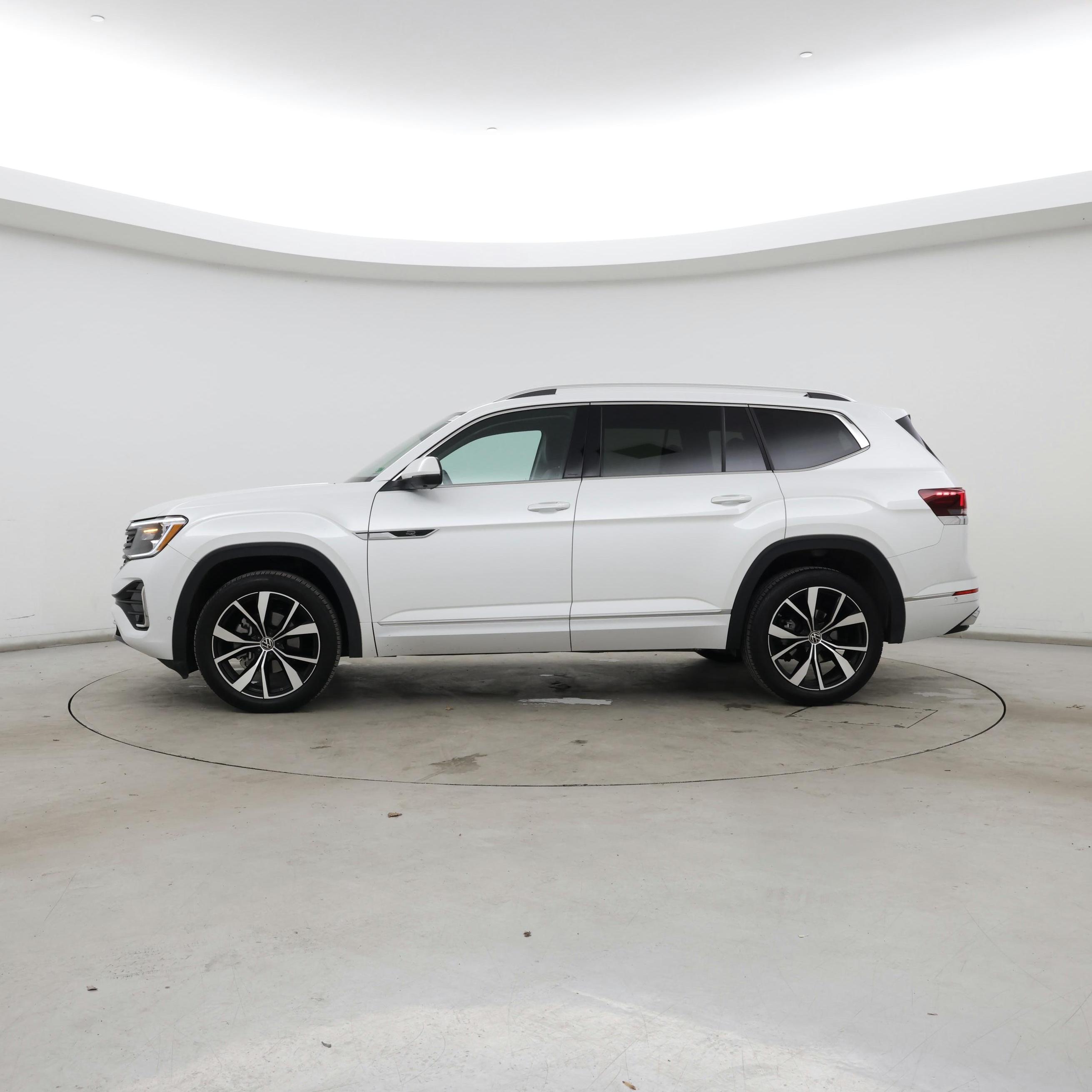 Thumbnail: 2024 Volkswagen Atlas - 3