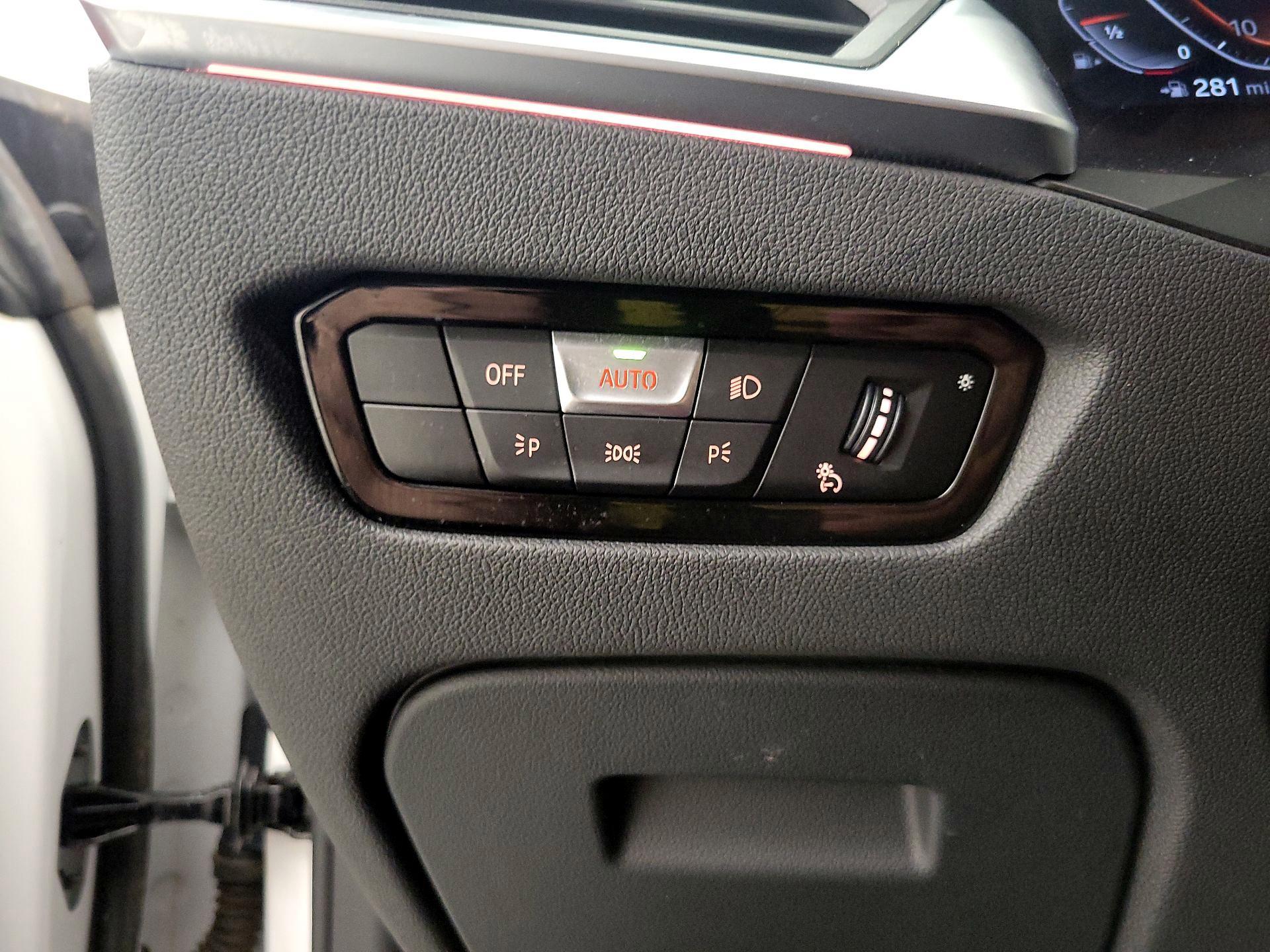 Thumbnail: 2023 BMW 4 Series - 13