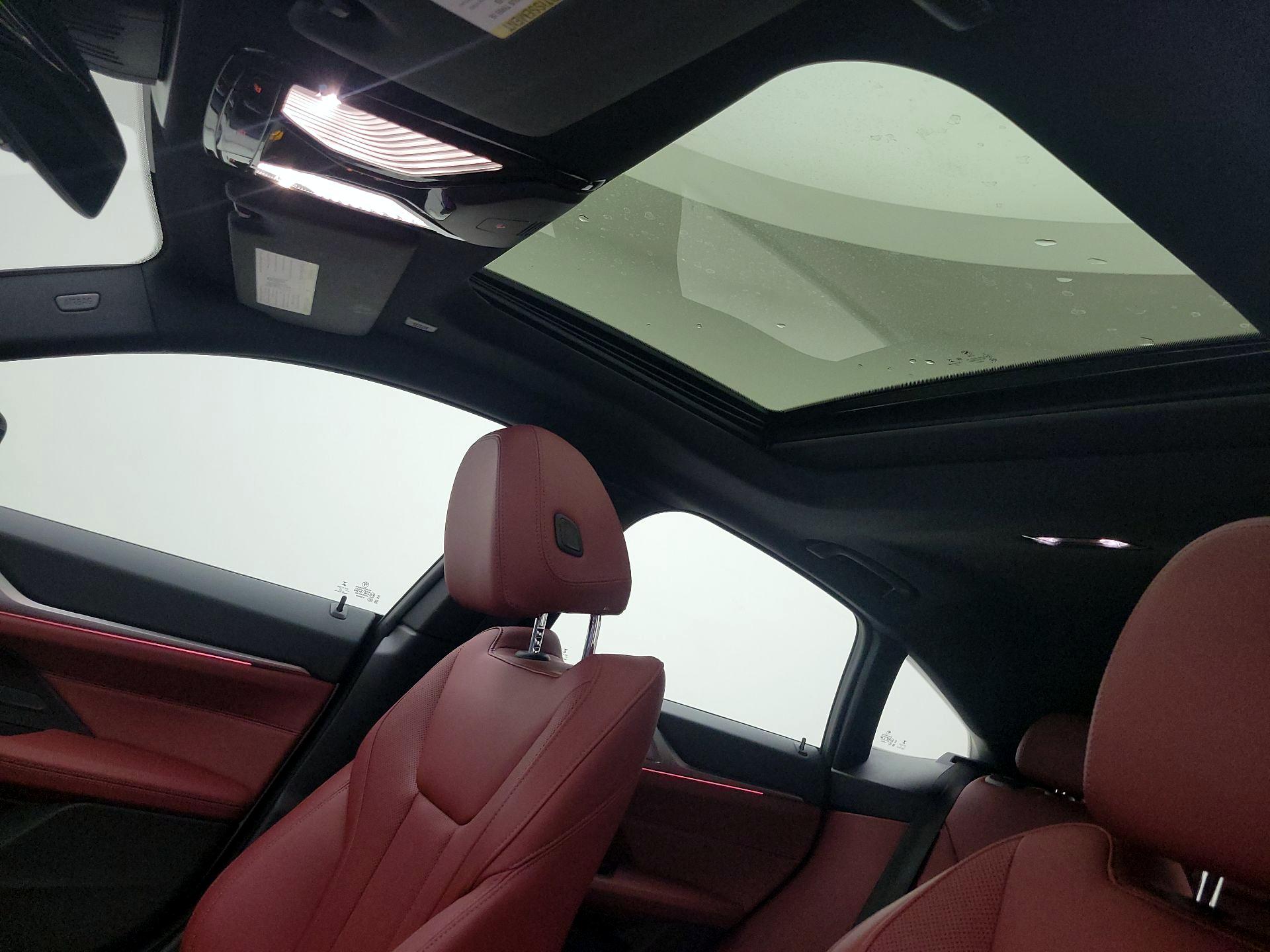 Thumbnail: 2023 BMW 4 Series - 18