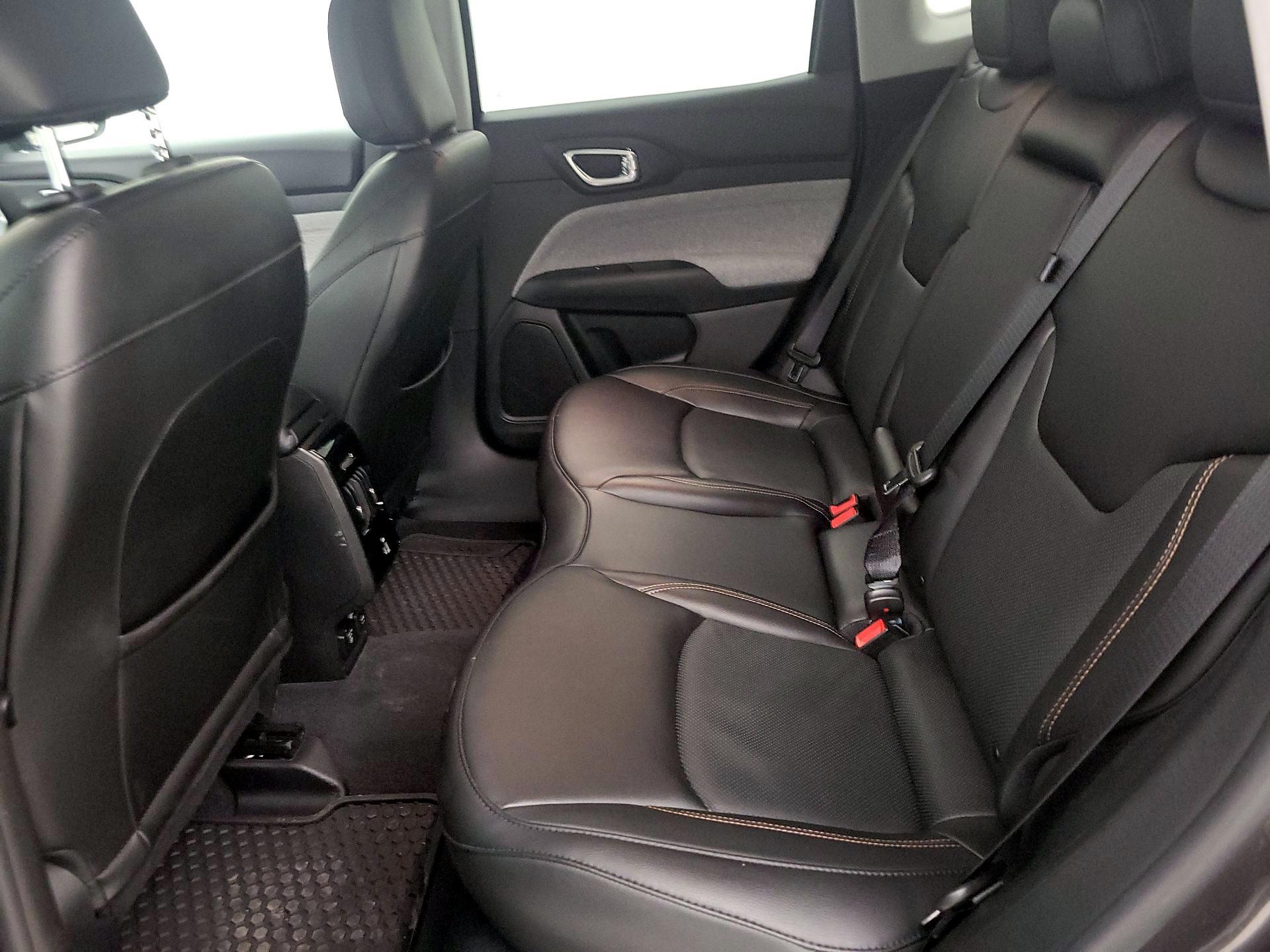 Thumbnail: 2022 Jeep Compass - 19