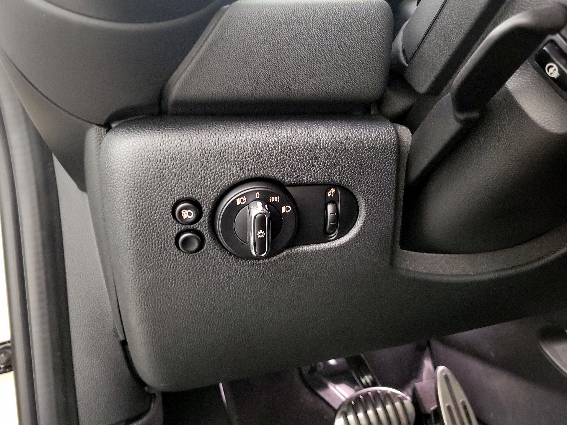 Thumbnail: 2023 MINI Cooper Hardtop - 13