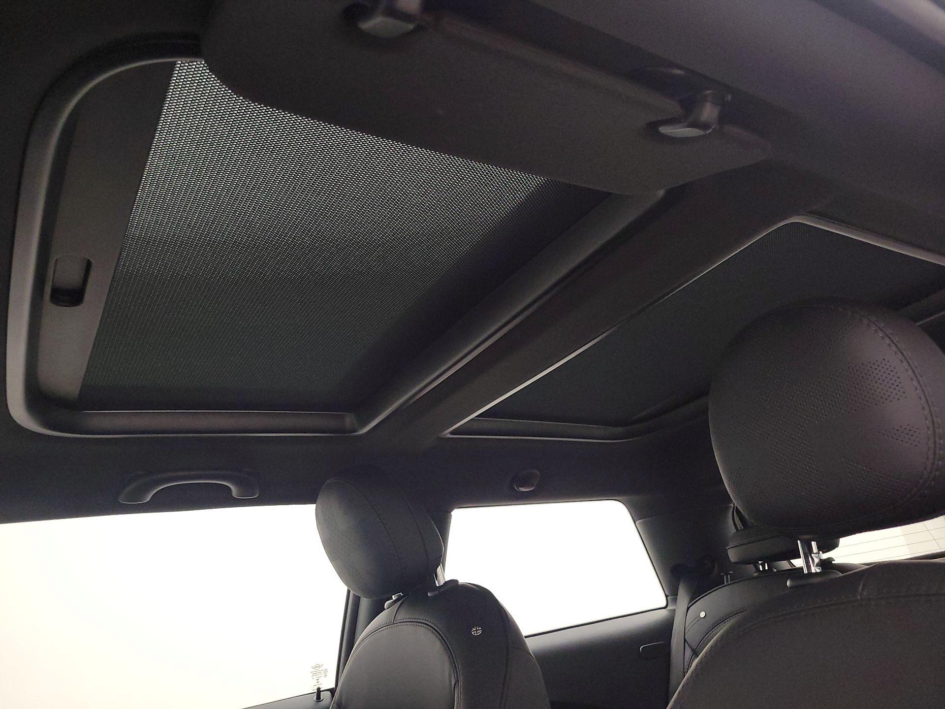 Thumbnail: 2023 MINI Cooper Hardtop - 19