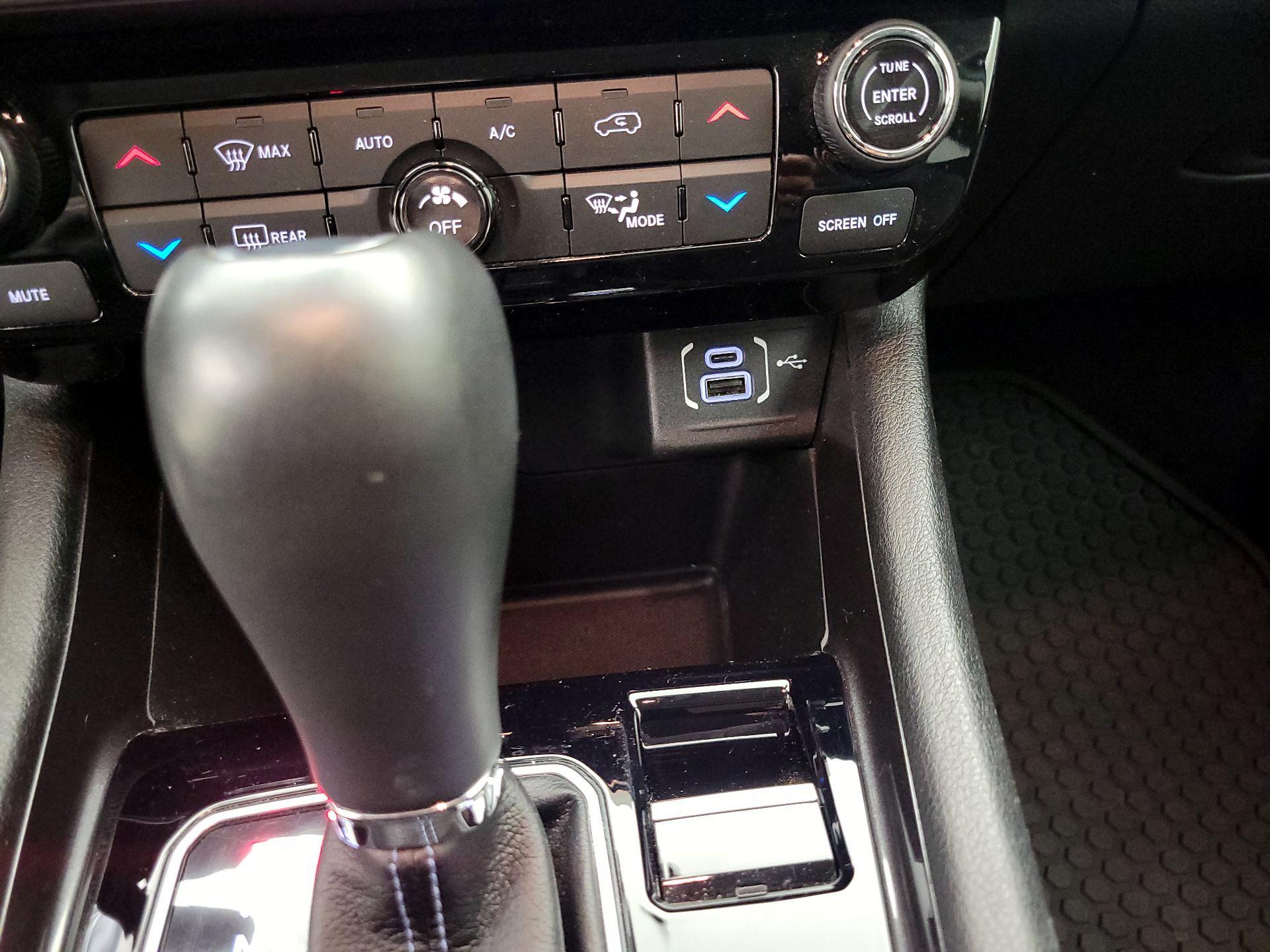 Thumbnail: 2022 Jeep Compass - 18