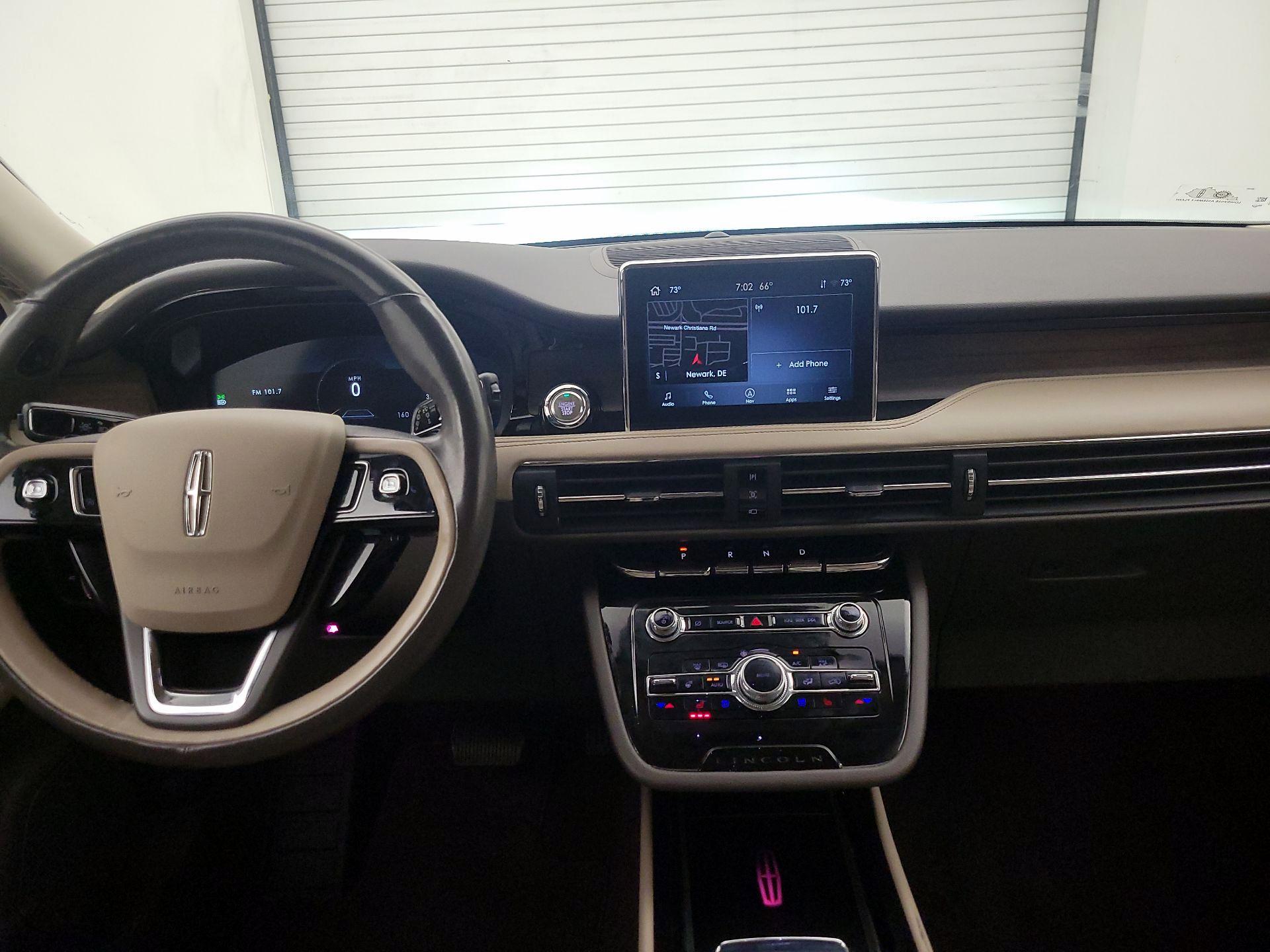 Thumbnail: 2022 Lincoln Corsair - 9