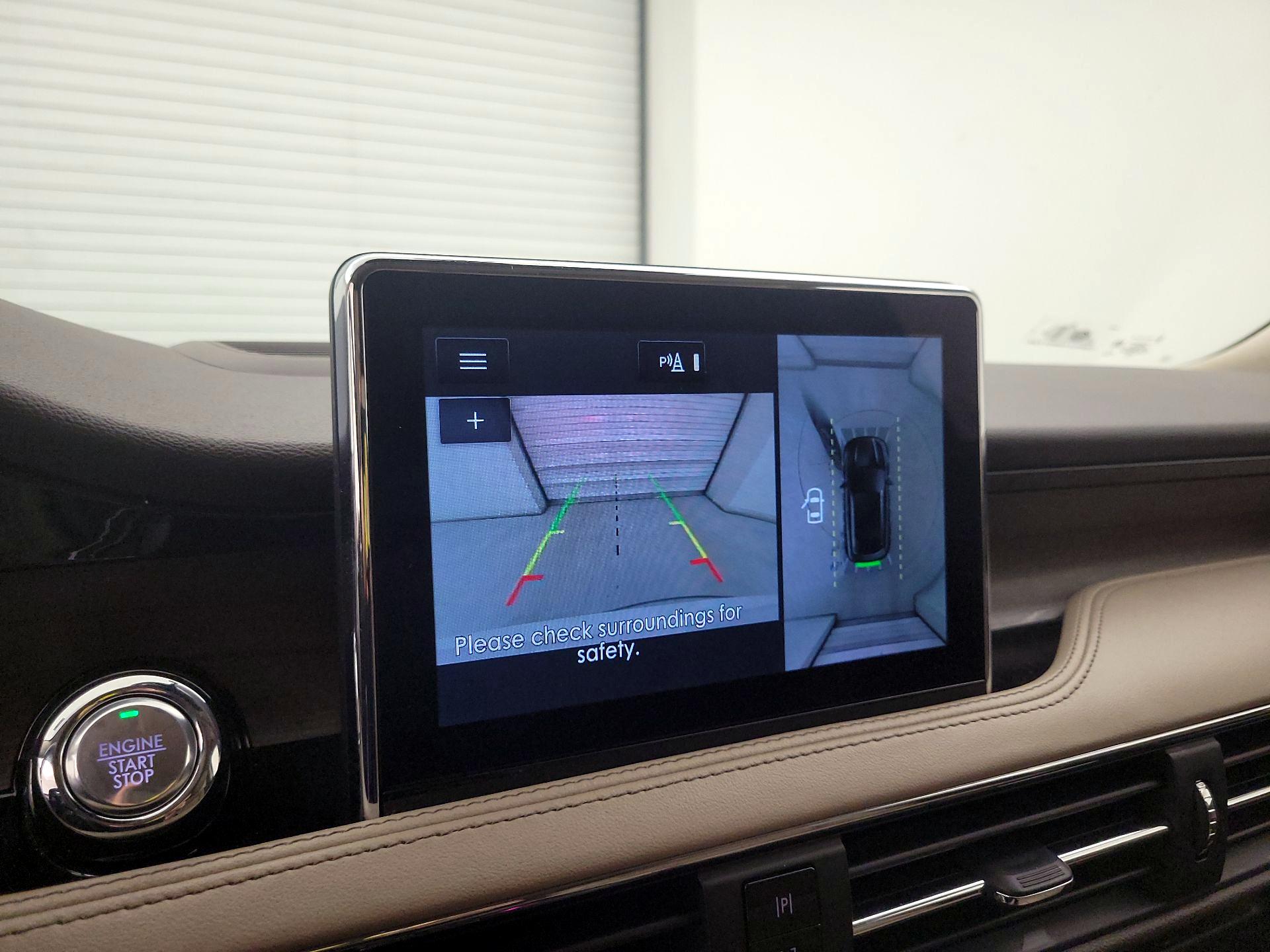 Thumbnail: 2022 Lincoln Corsair - 13