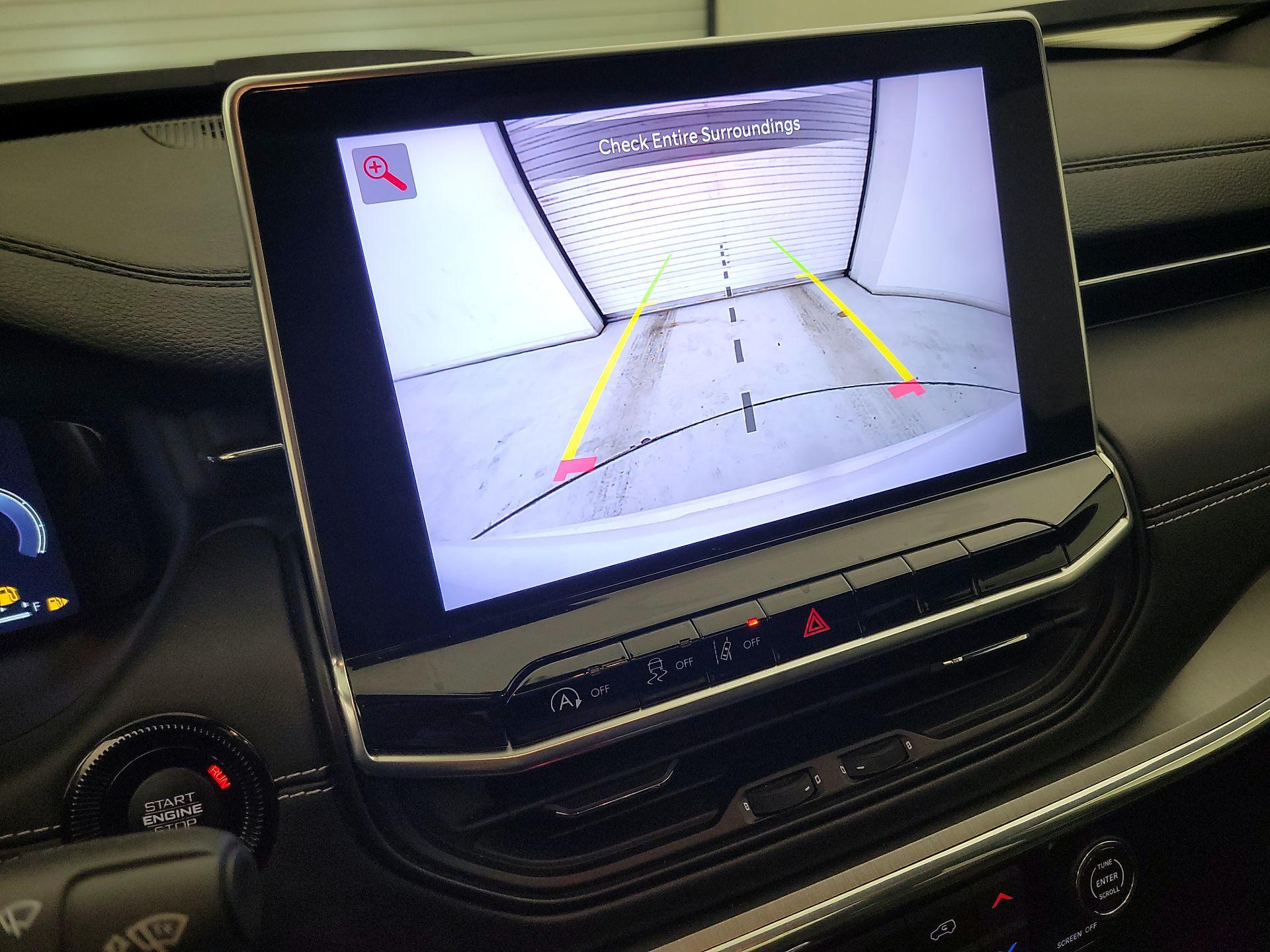 Thumbnail: 2022 Jeep Compass - 14