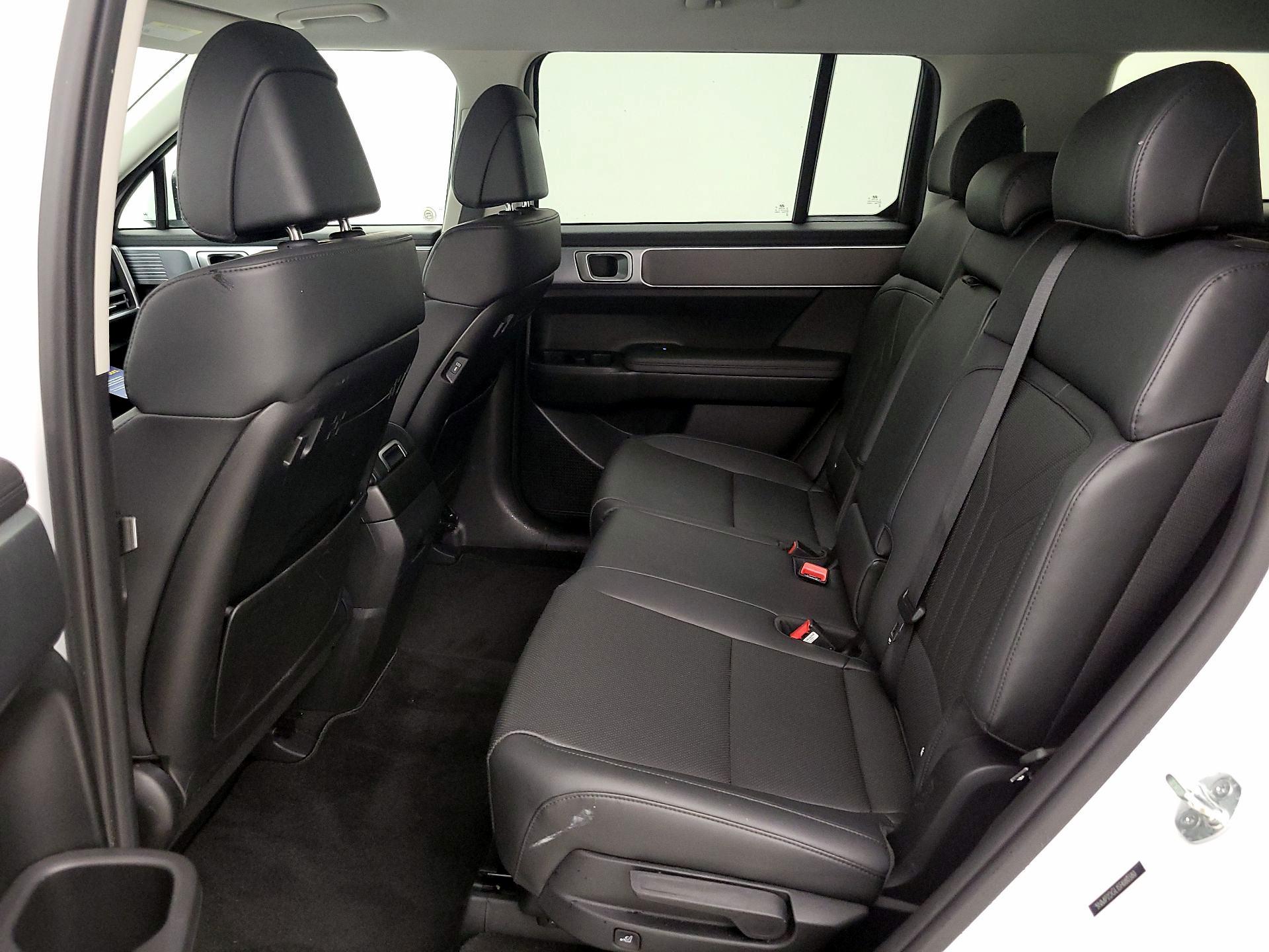 Thumbnail: 2025 Hyundai Santa Fe - 18