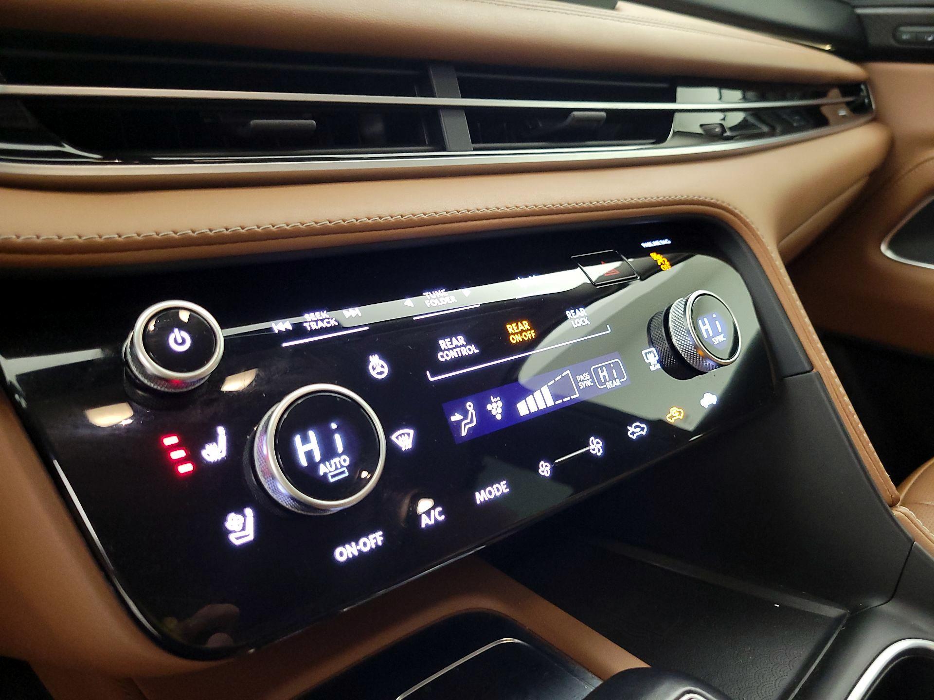 Thumbnail: 2022 INFINITI QX60 - 15