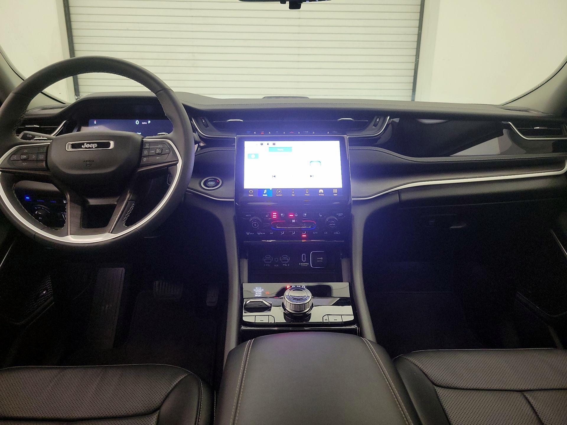 Thumbnail: 2023 Jeep Grand Cherokee - 9