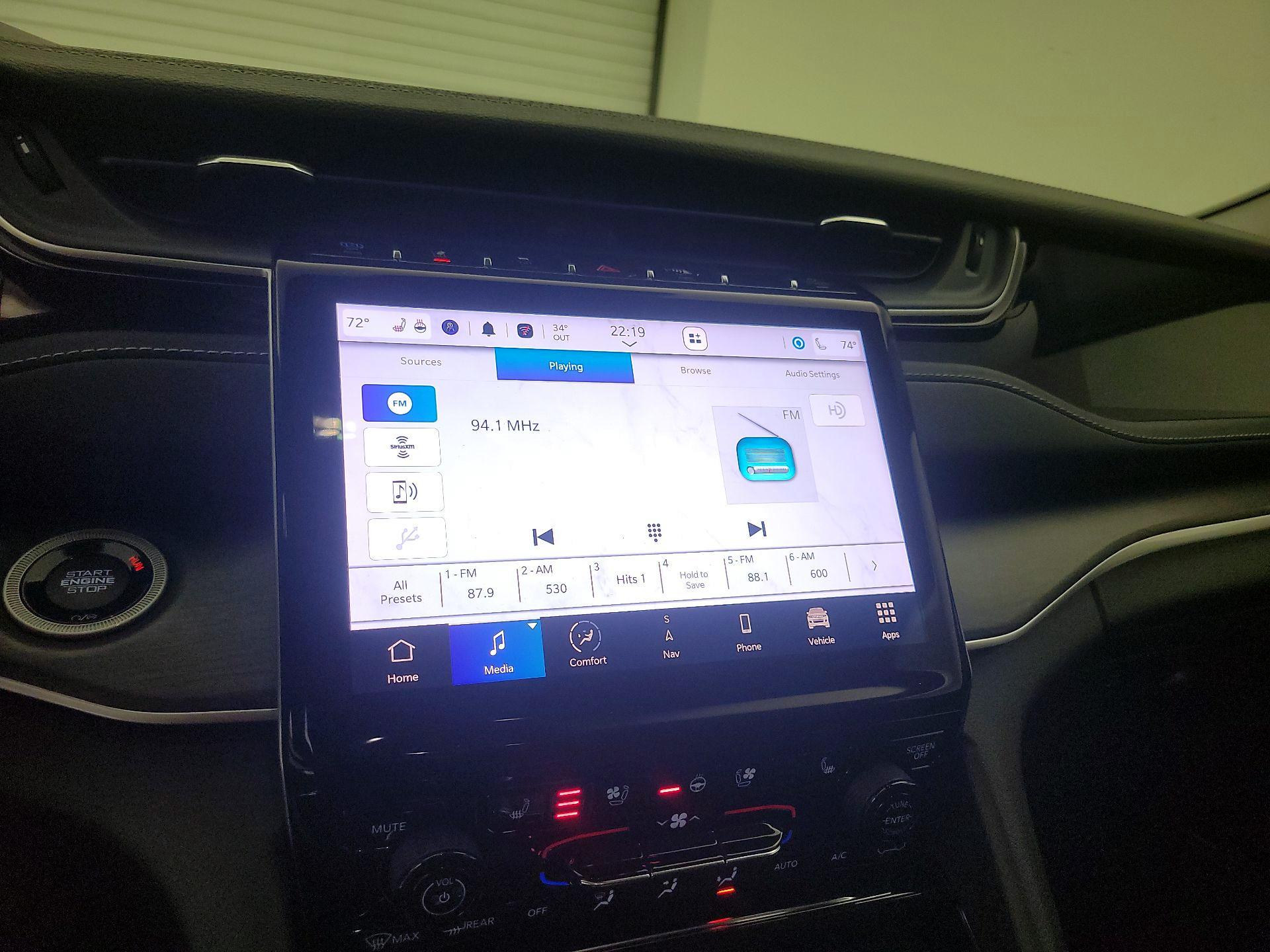 Thumbnail: 2023 Jeep Grand Cherokee - 15