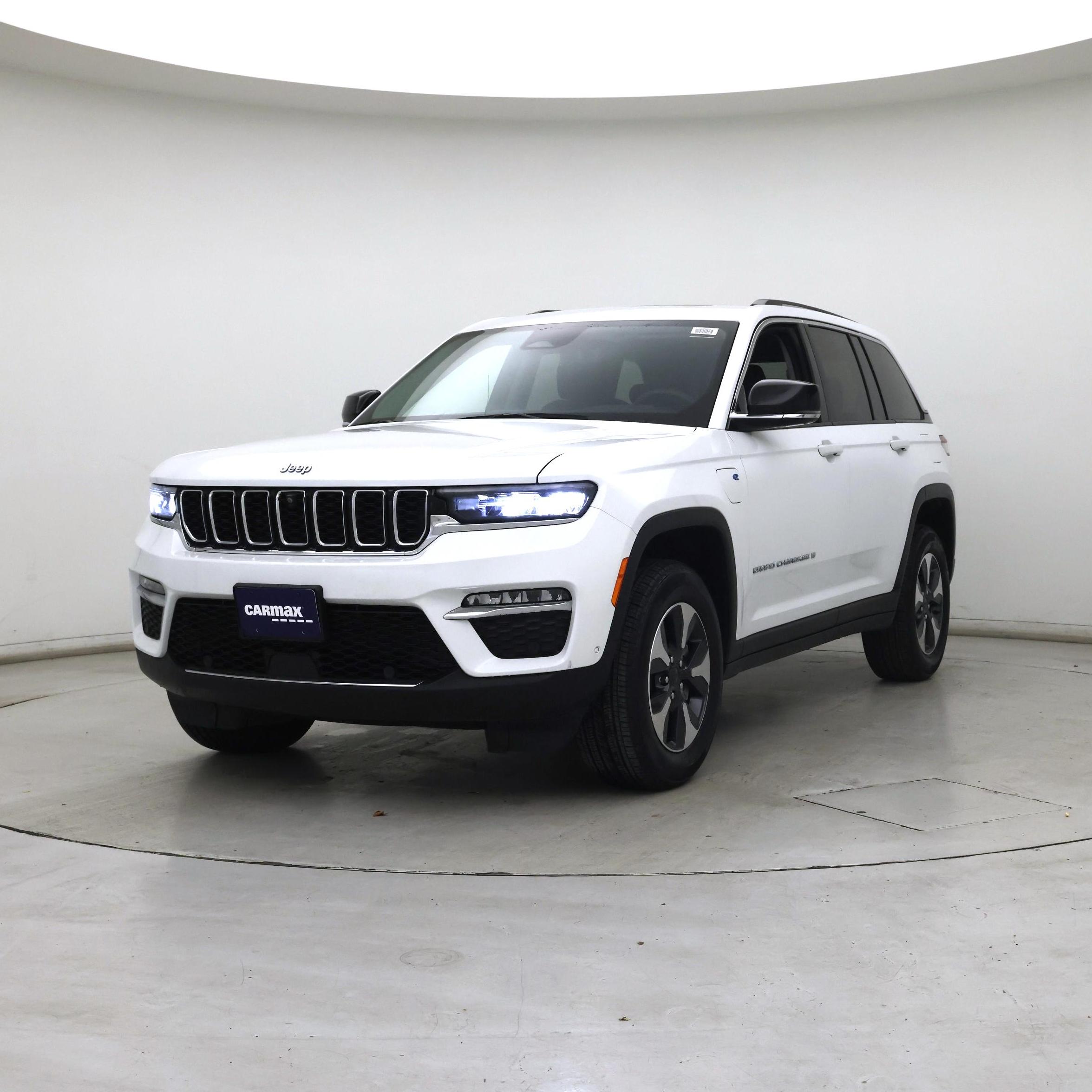 Thumbnail: 2023 Jeep Grand Cherokee - 4