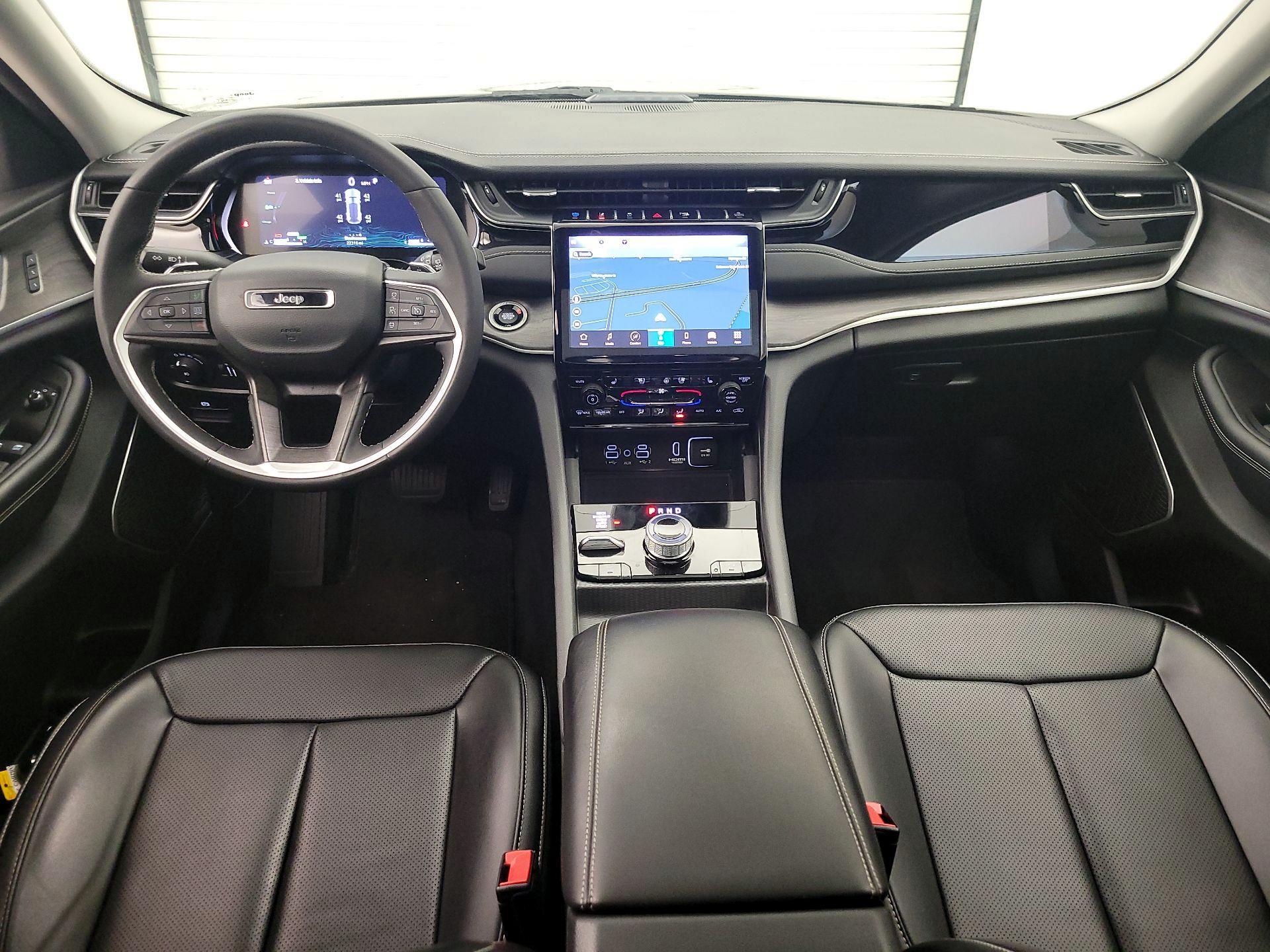 Thumbnail: 2023 Jeep Grand Cherokee - 9