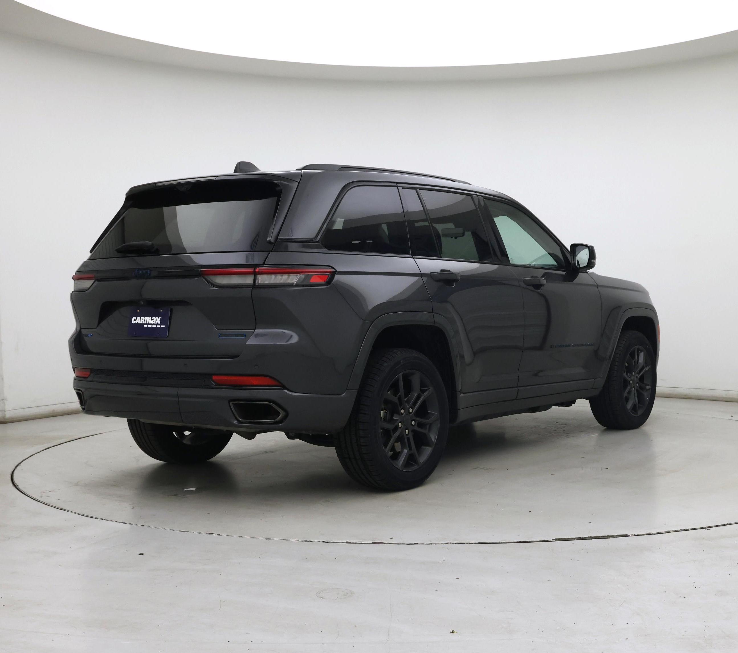 Thumbnail: 2023 Jeep Grand Cherokee - 8