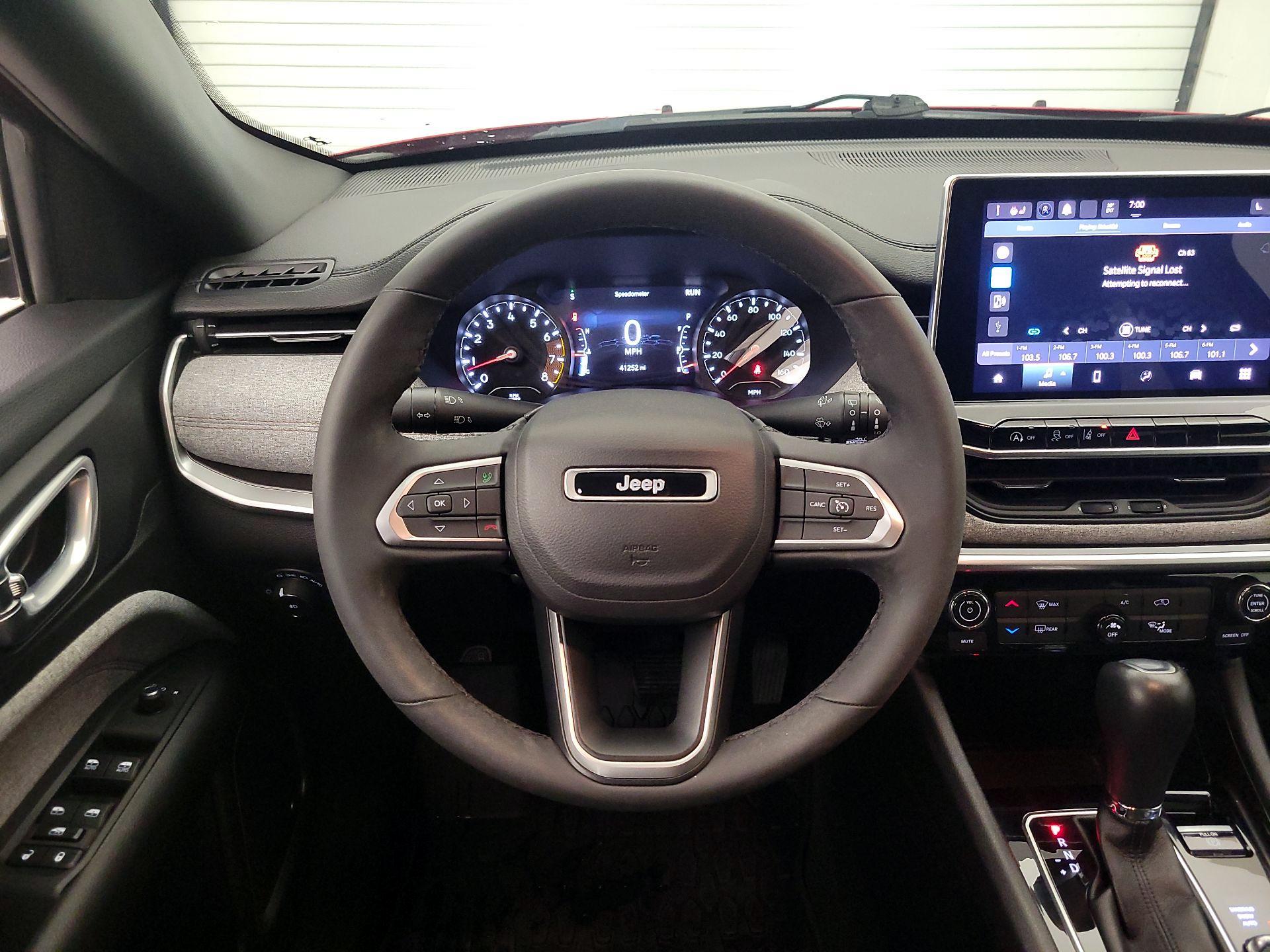 Thumbnail: 2023 Jeep Compass - 10