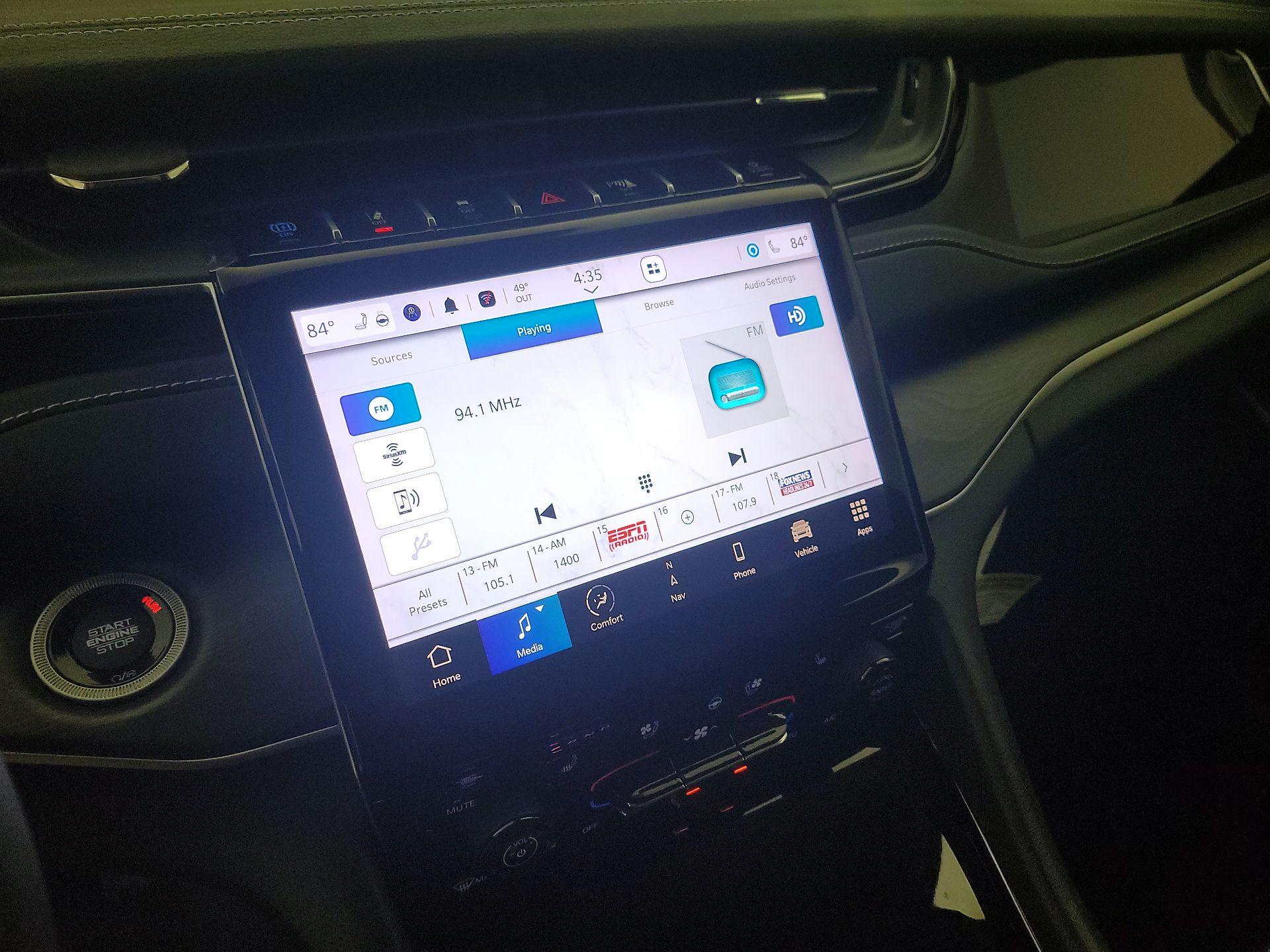 Thumbnail: 2023 Jeep Grand Cherokee - 15