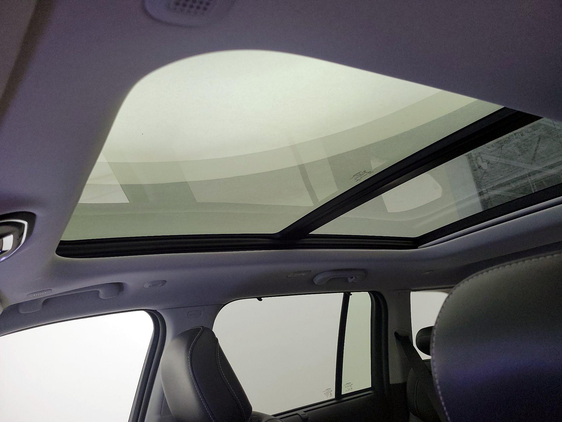 Thumbnail: 2023 Jeep Grand Cherokee - 19