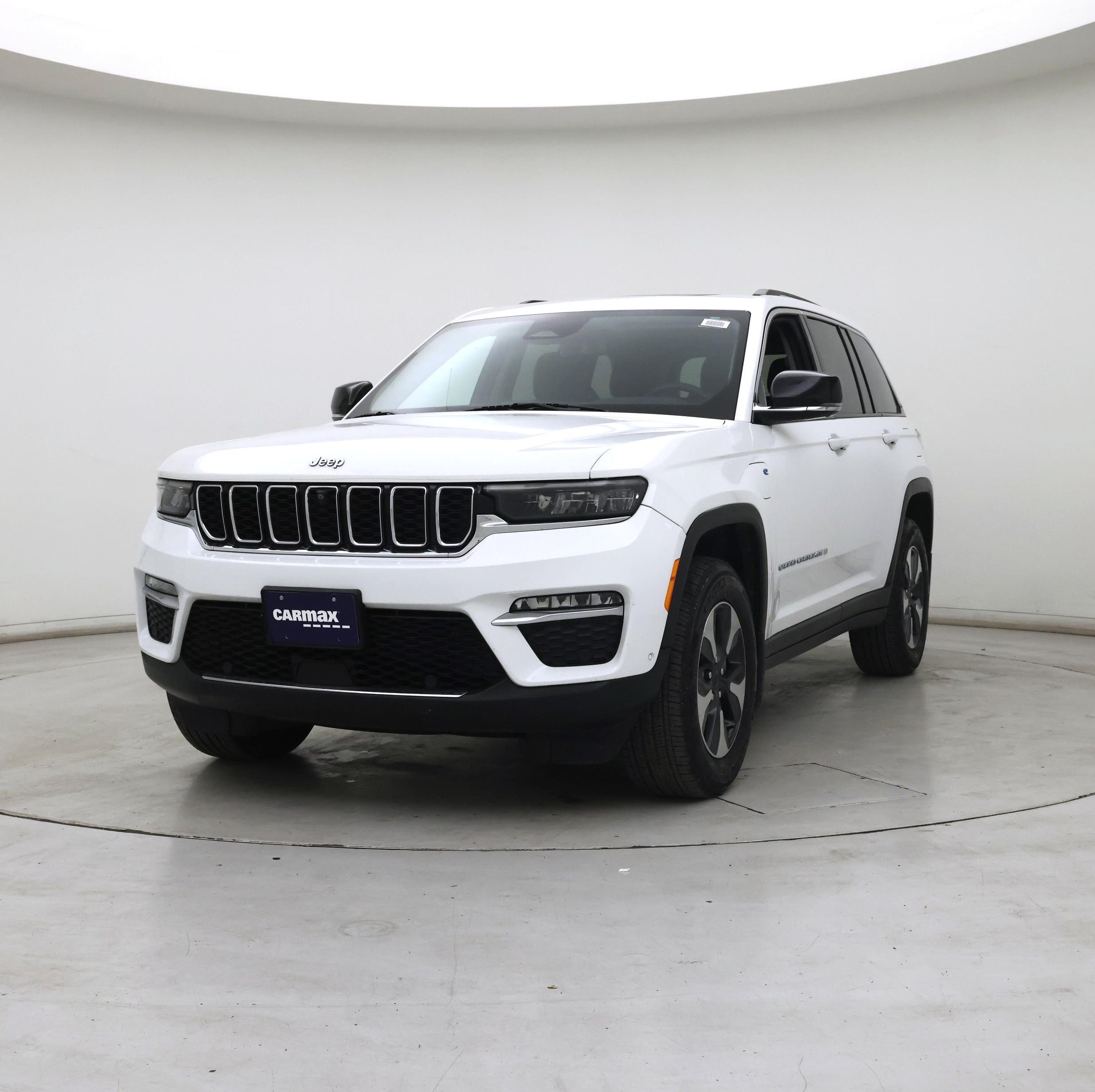 Thumbnail: 2023 Jeep Grand Cherokee - 4