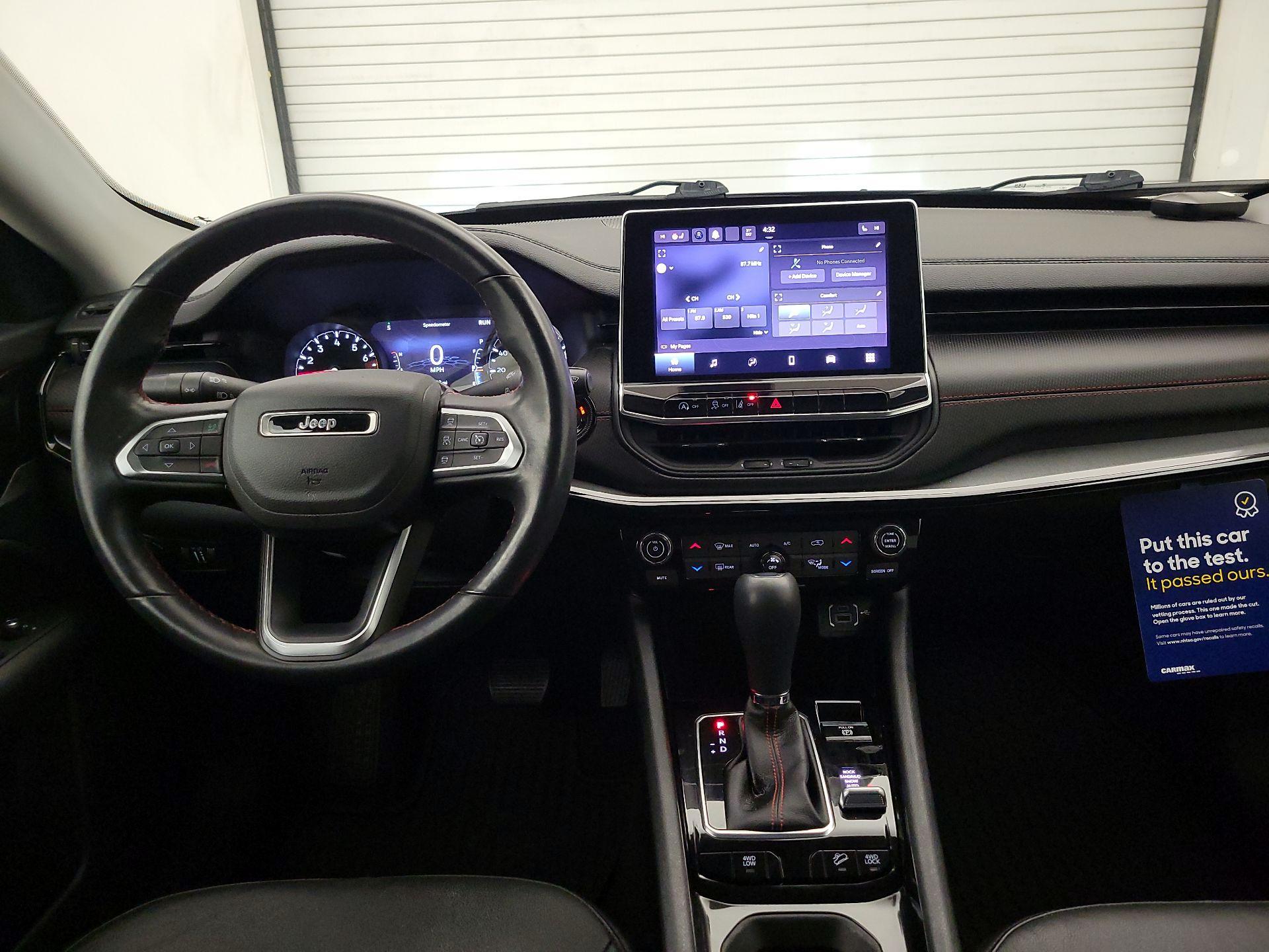 Thumbnail: 2022 Jeep Compass - 9