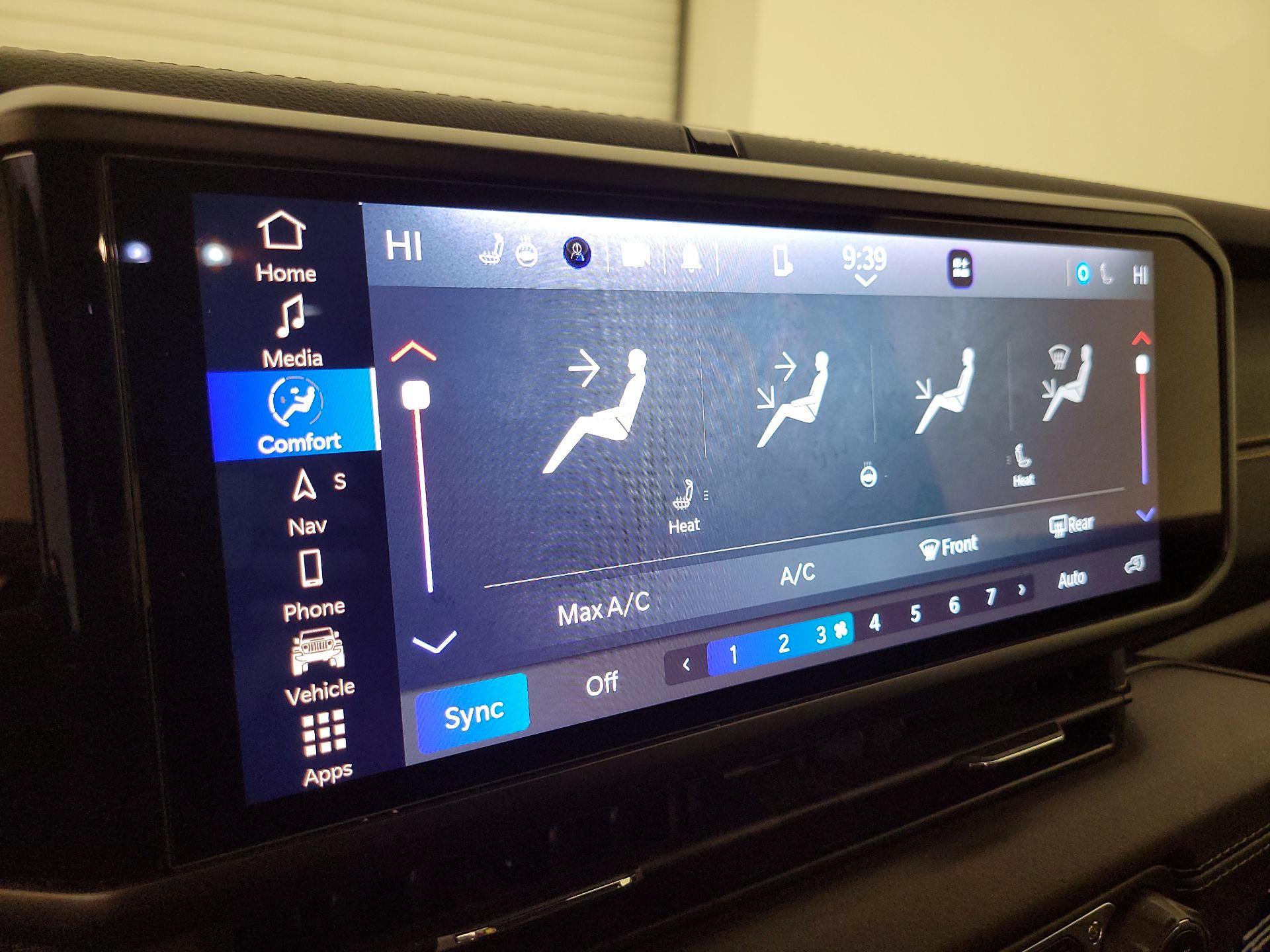 Thumbnail: 2024 Jeep Wrangler - 14