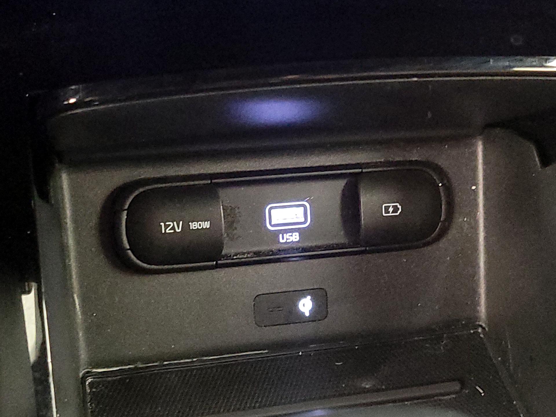 Thumbnail: 2022 Kia Telluride - 19