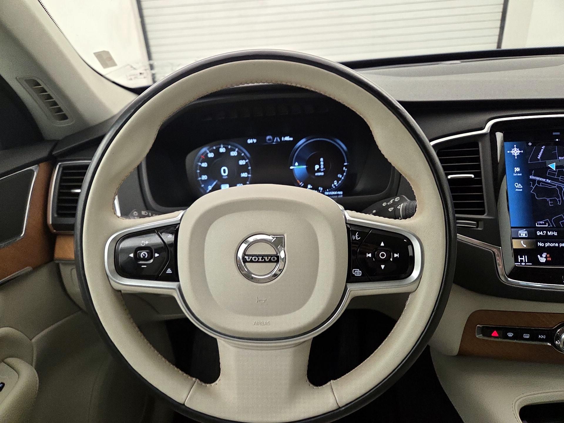 Thumbnail: 2022 Volvo XC90 - 10