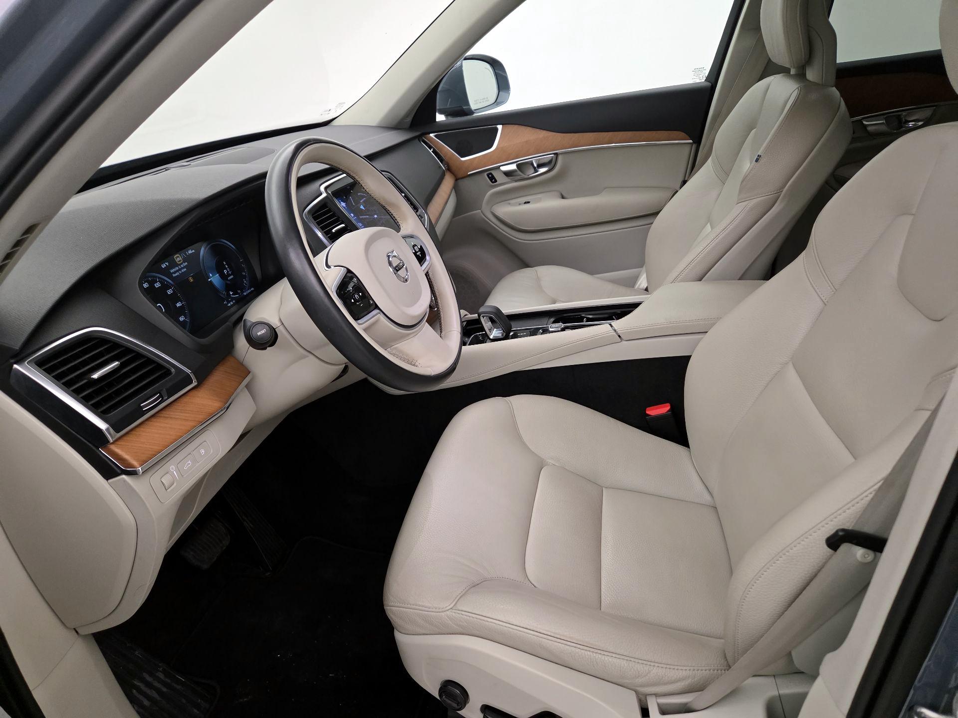 Thumbnail: 2022 Volvo XC90 - 11