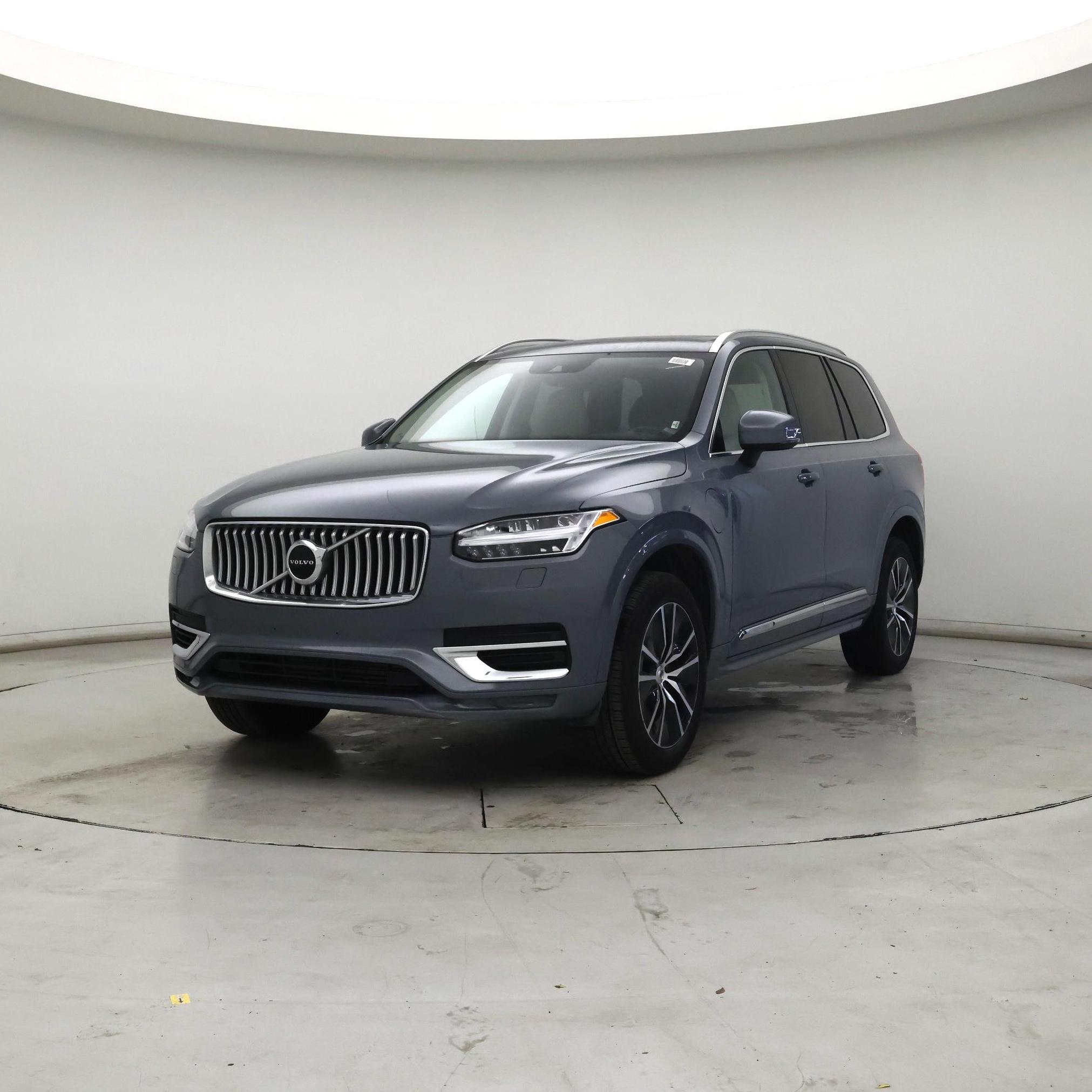 Thumbnail: 2022 Volvo XC90 - 4