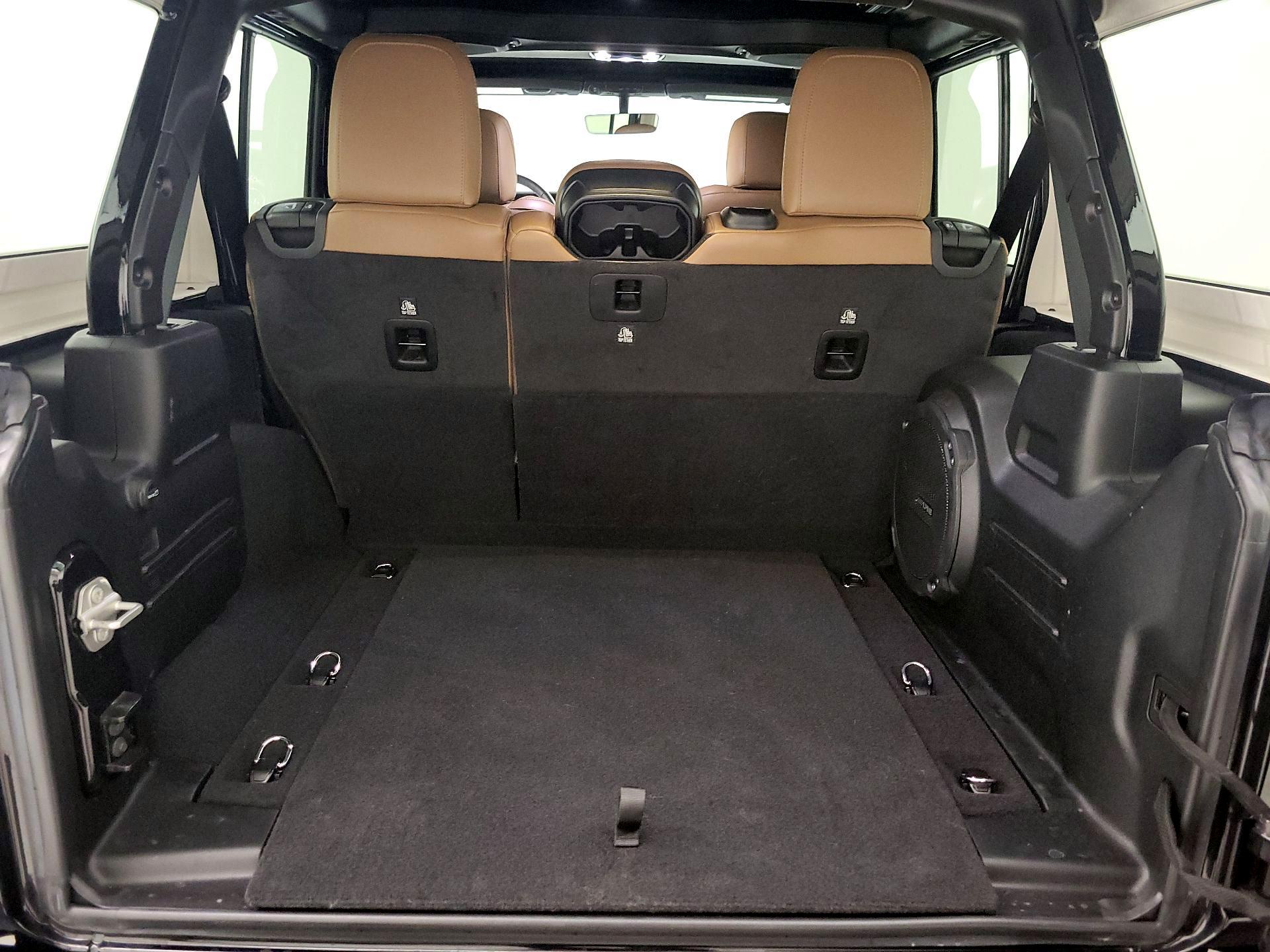 Thumbnail: 2023 Jeep Wrangler - 19