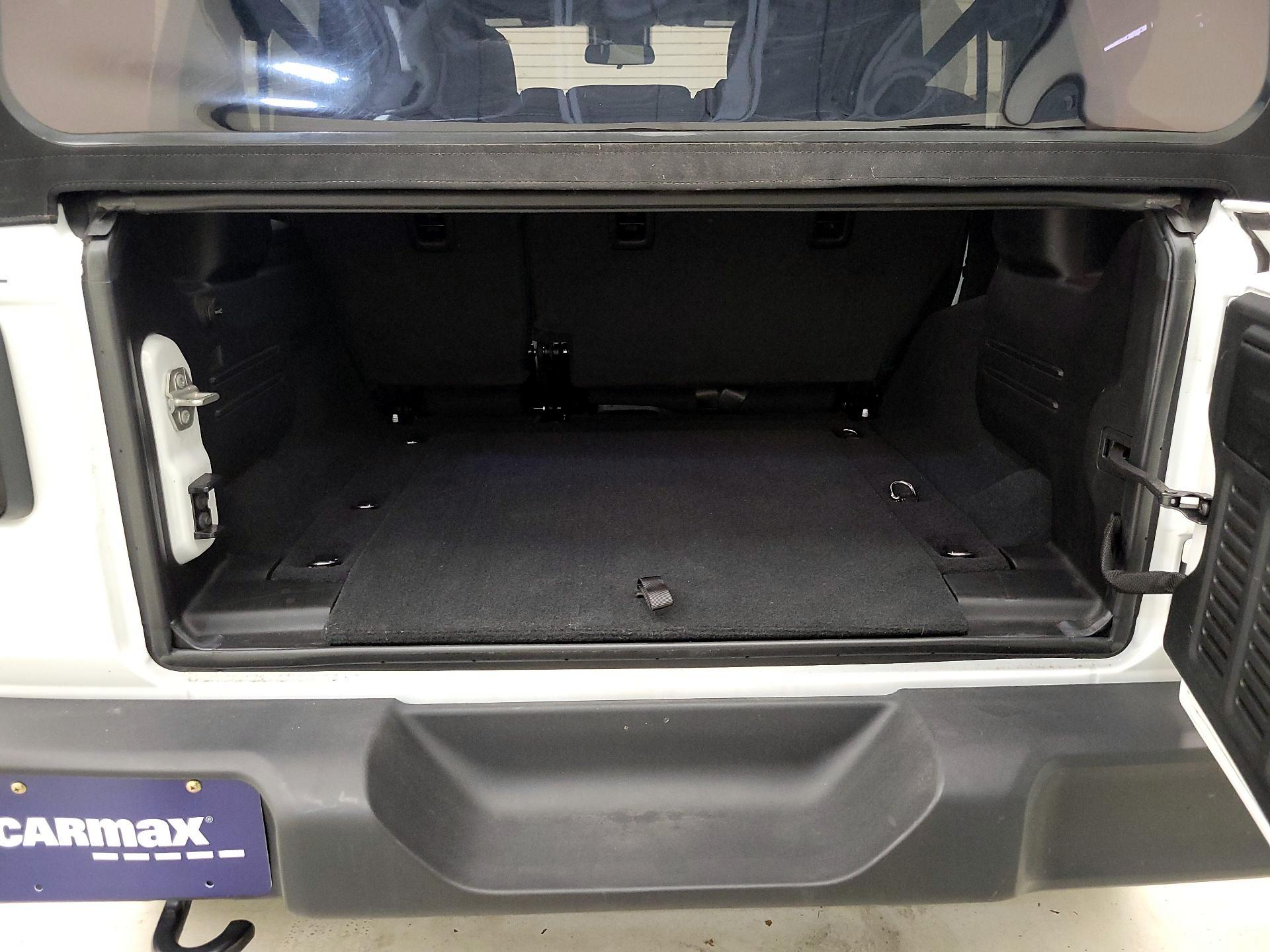 Thumbnail: 2024 Jeep Wrangler - 18