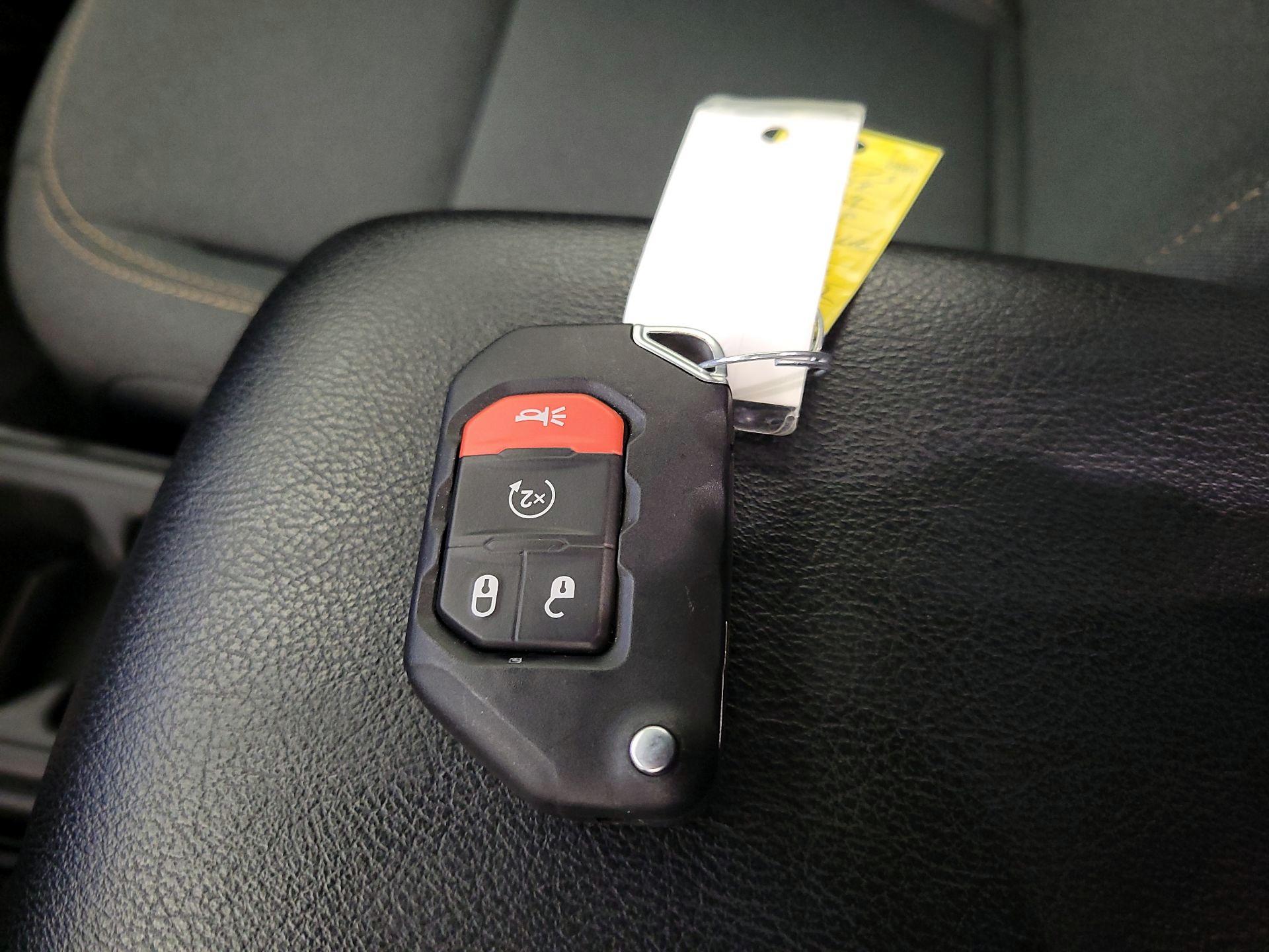 Thumbnail: 2024 Jeep Wrangler - 20