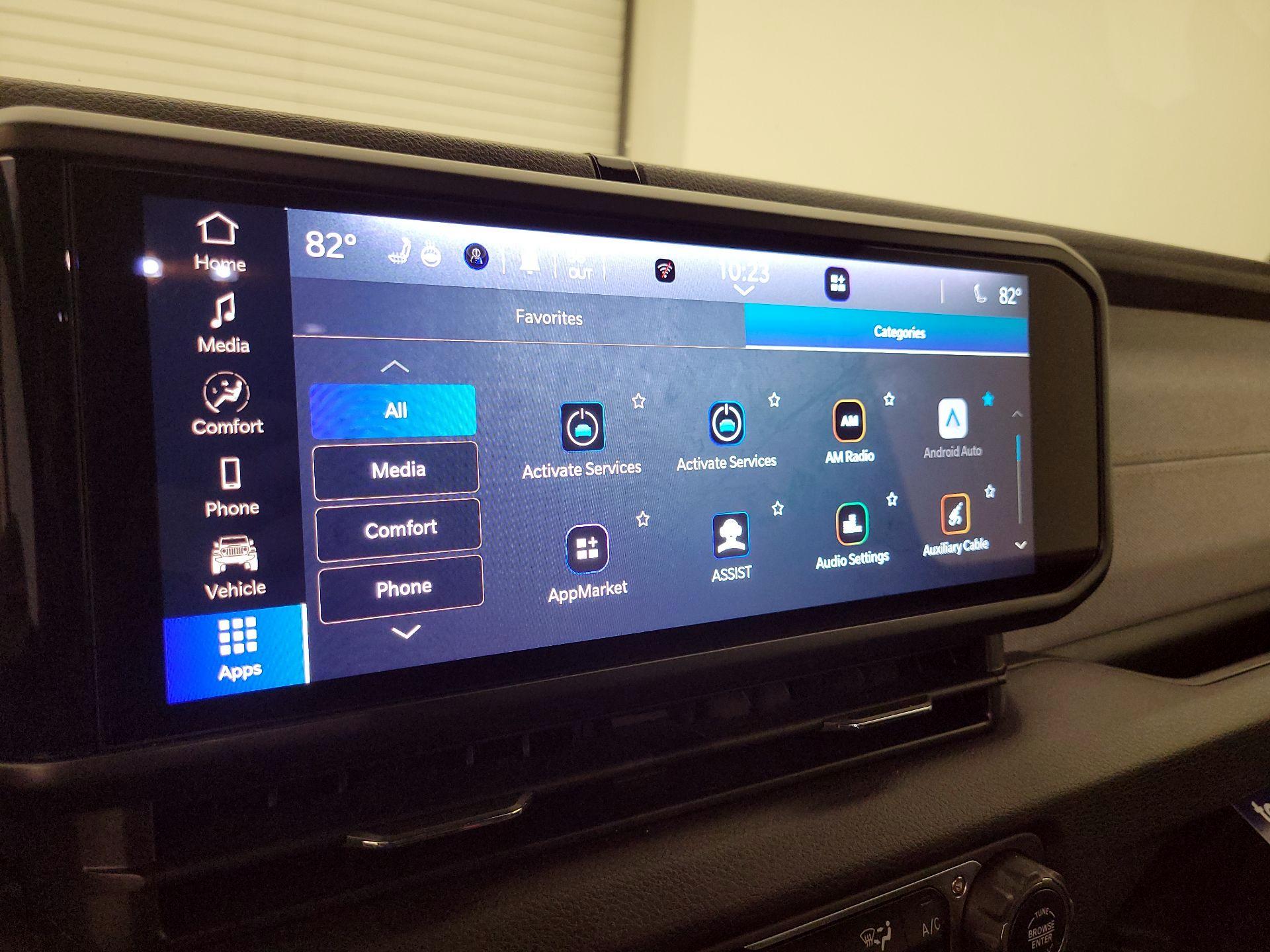 Thumbnail: 2024 Jeep Wrangler - 15